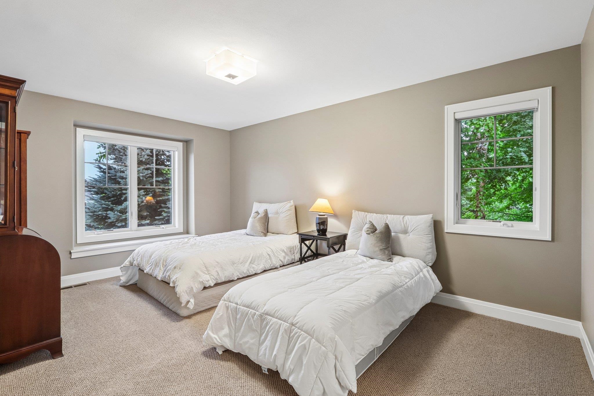 9913 Shadow Ridge Trail