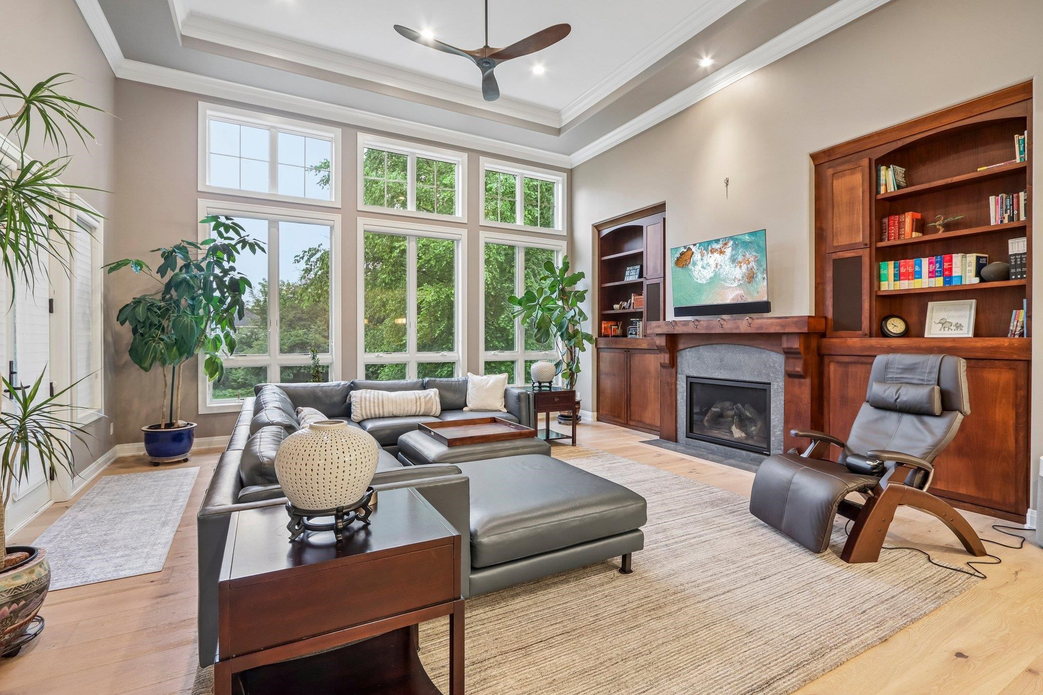 9913 Shadow Ridge Trail
