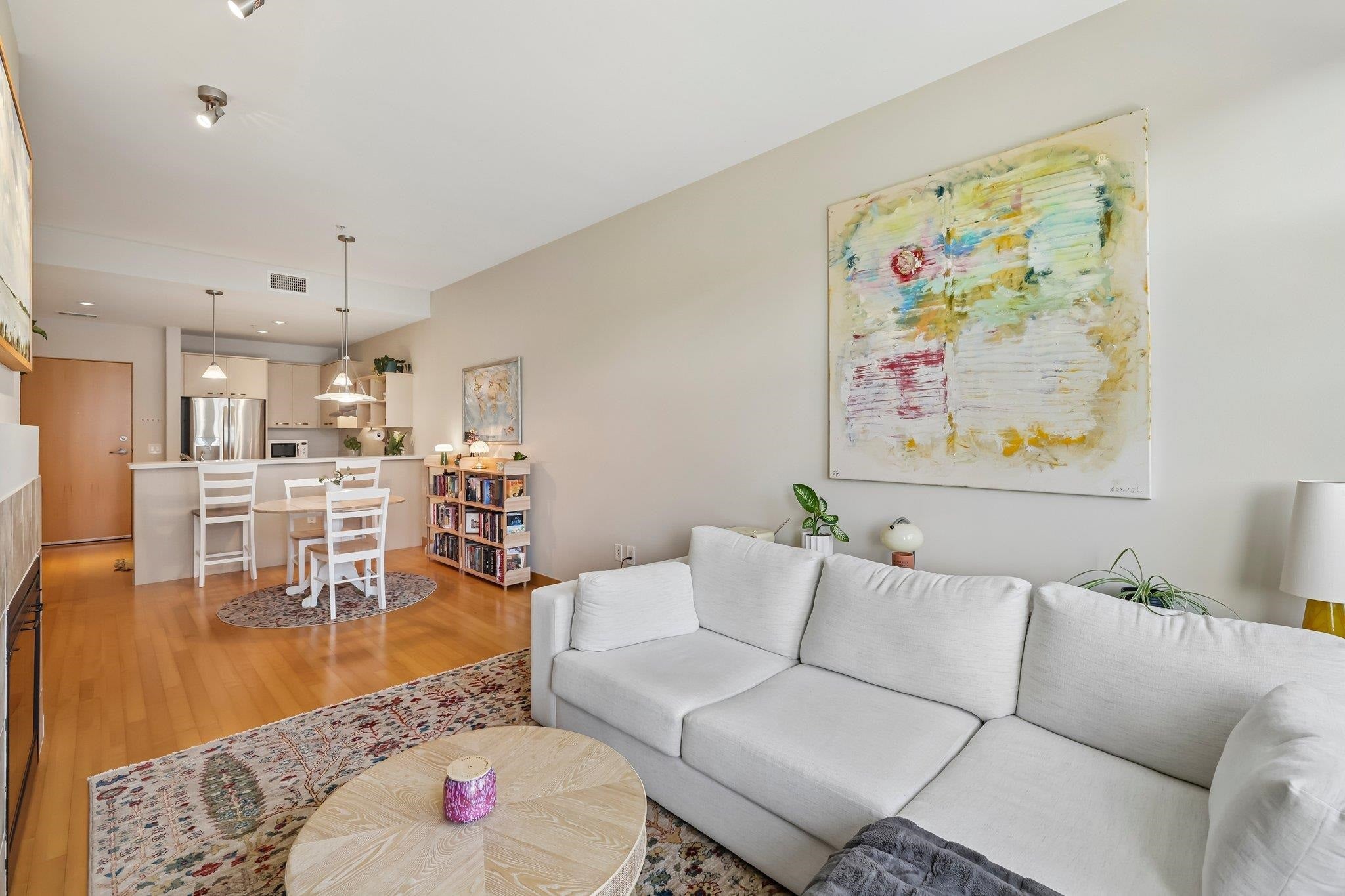 309 W Washington Avenue 613