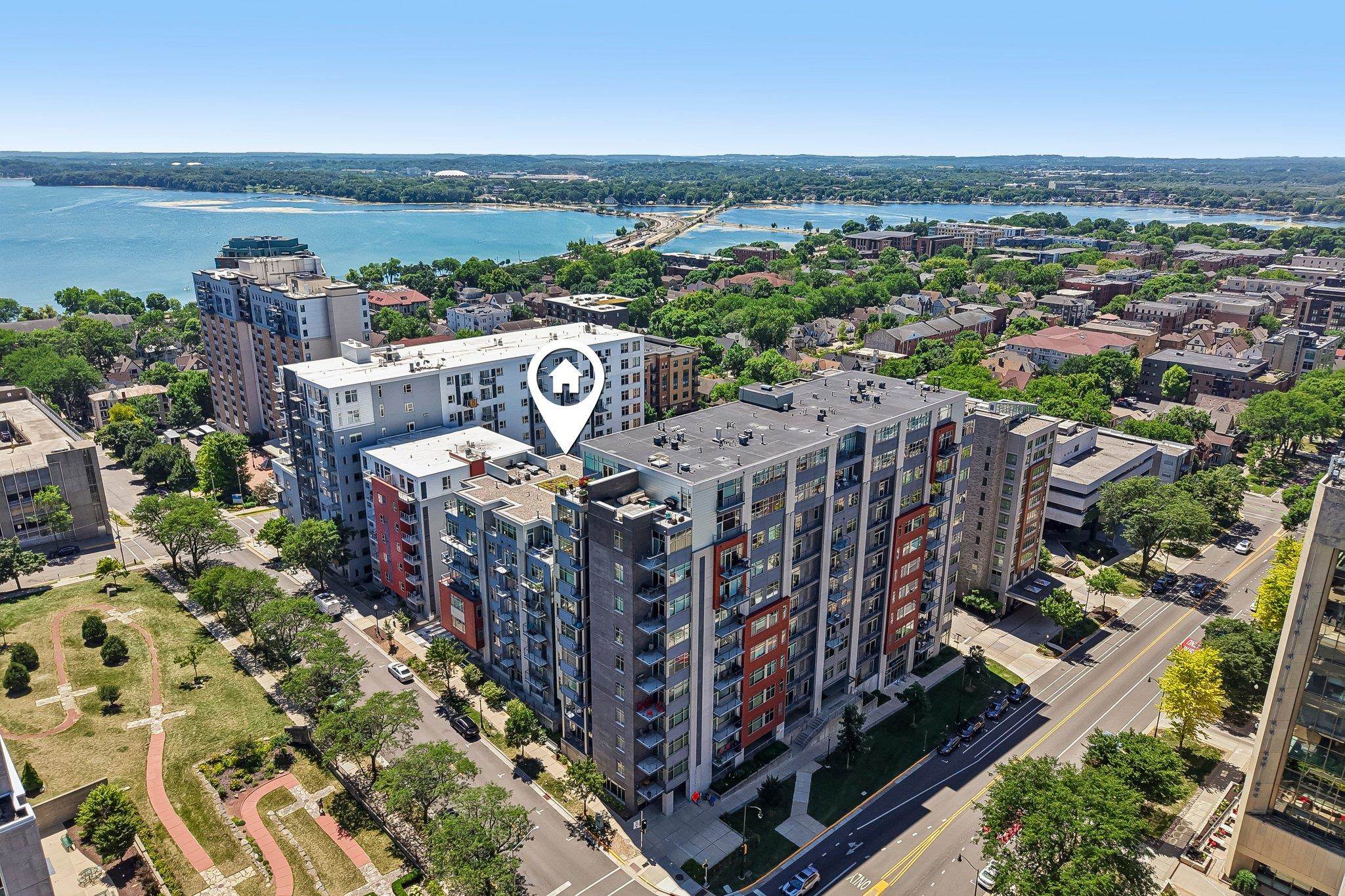 309 W Washington Avenue 613