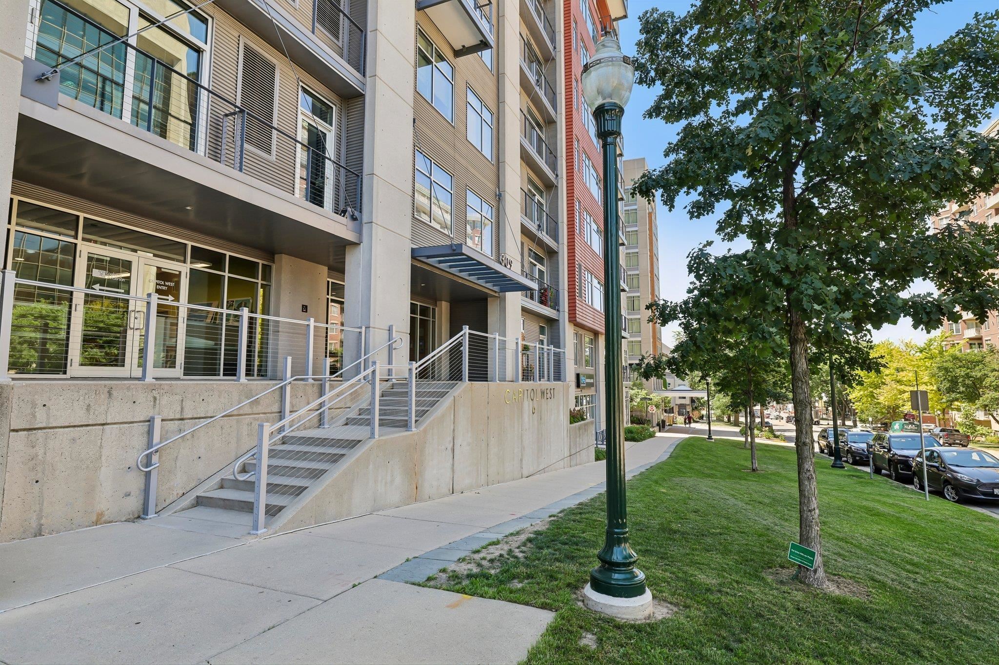 309 W Washington Avenue 613