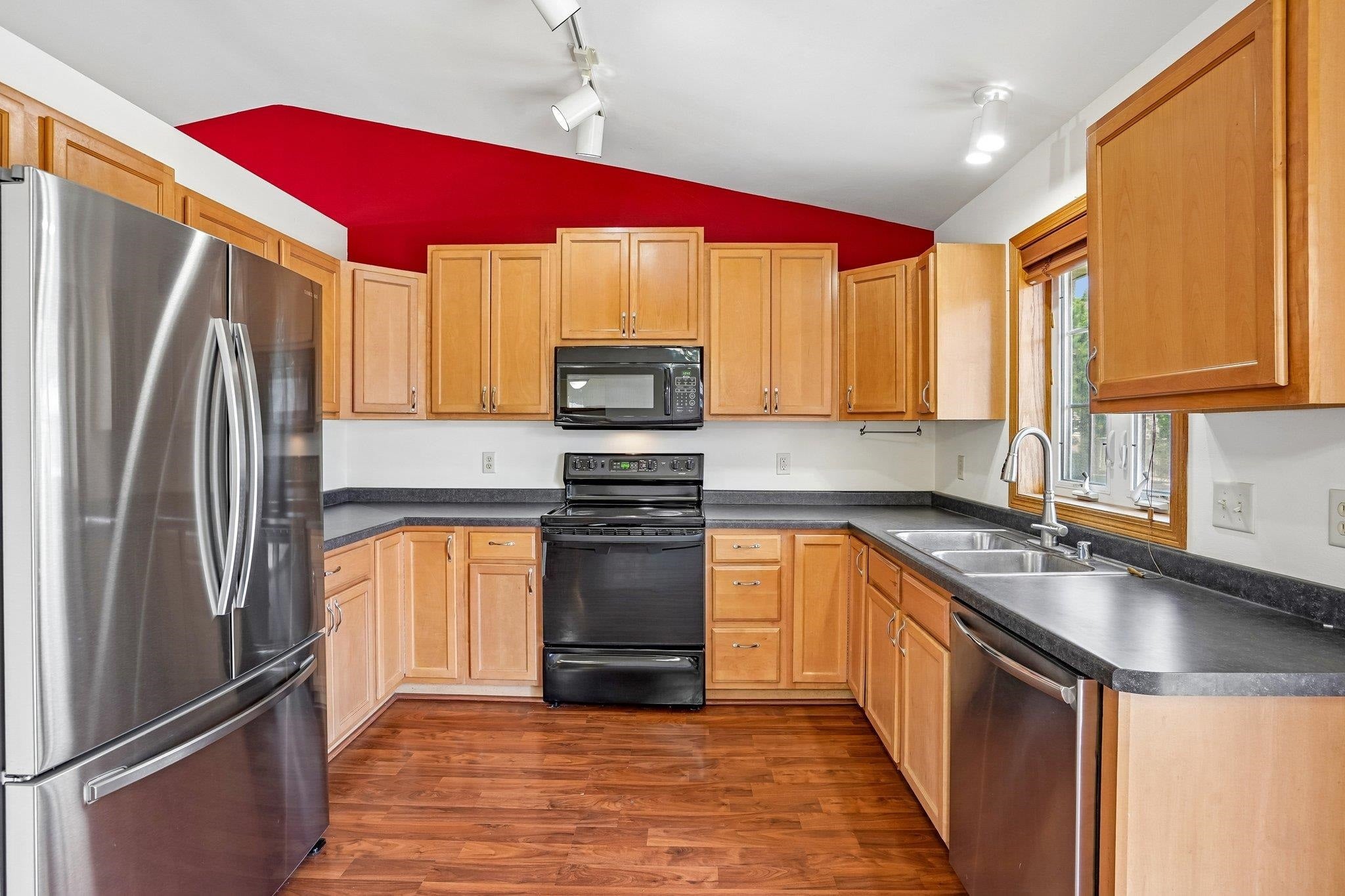 2421 Renaissance Drive