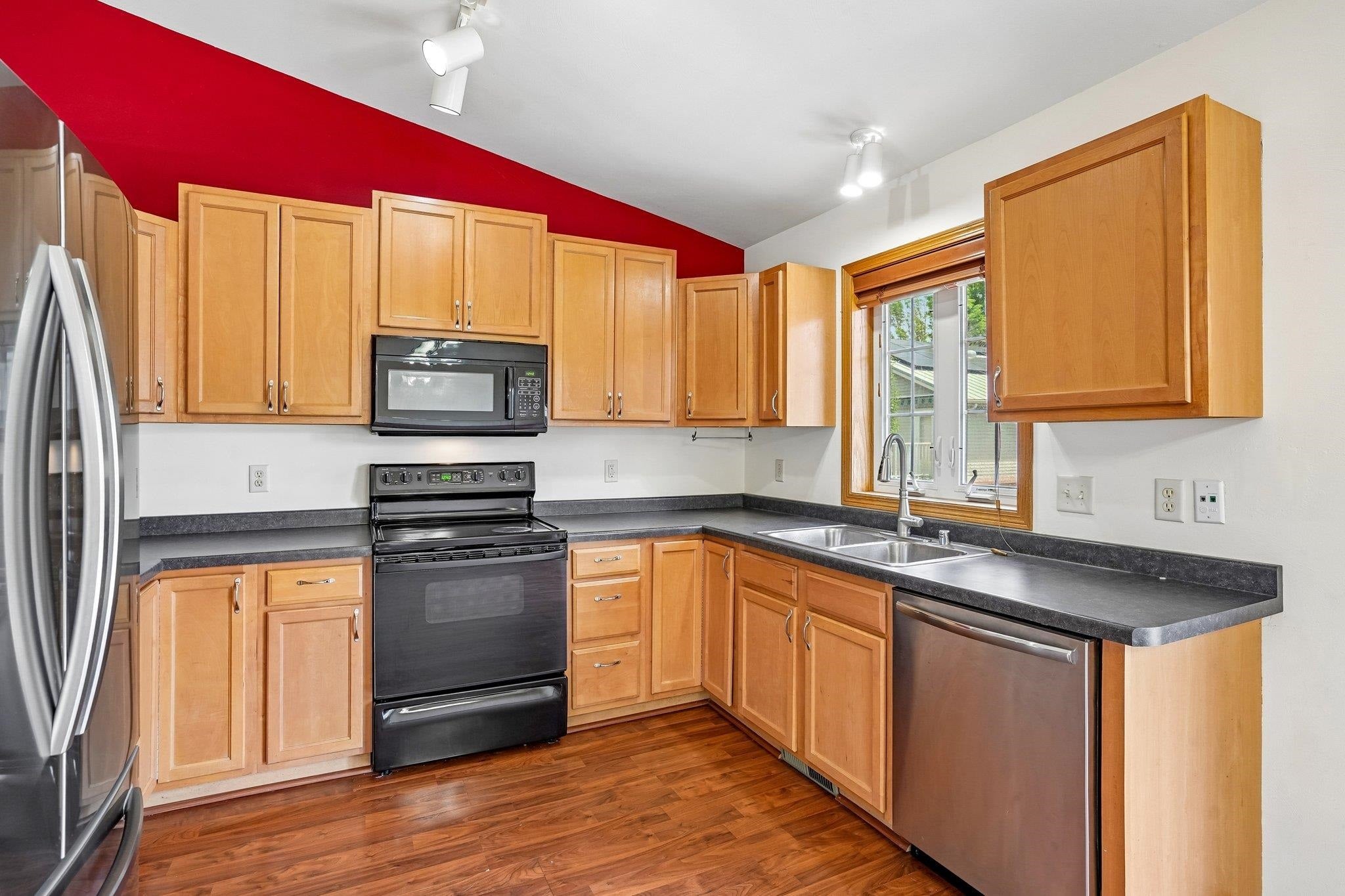 2421 Renaissance Drive