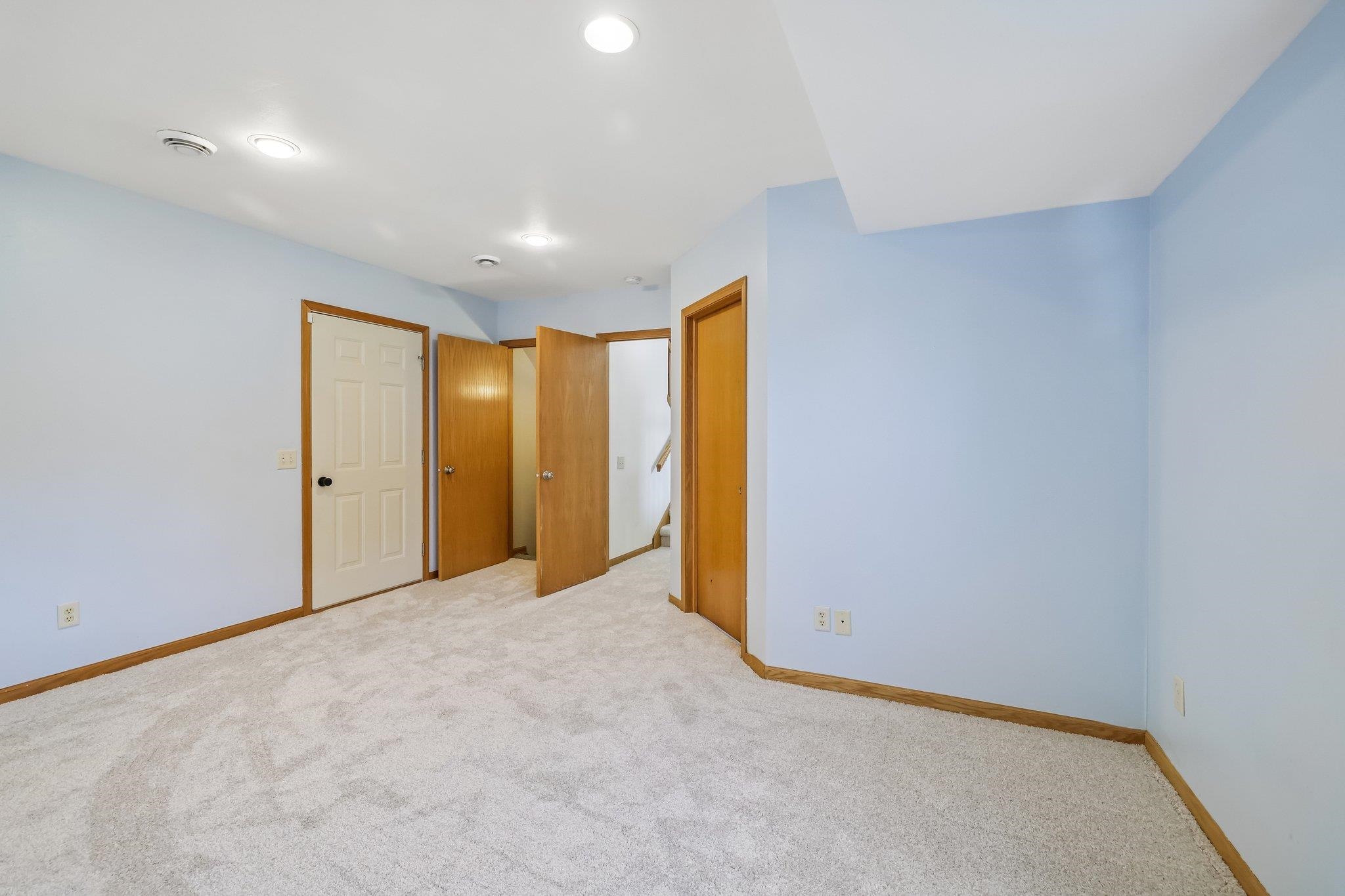 2421 Renaissance Drive