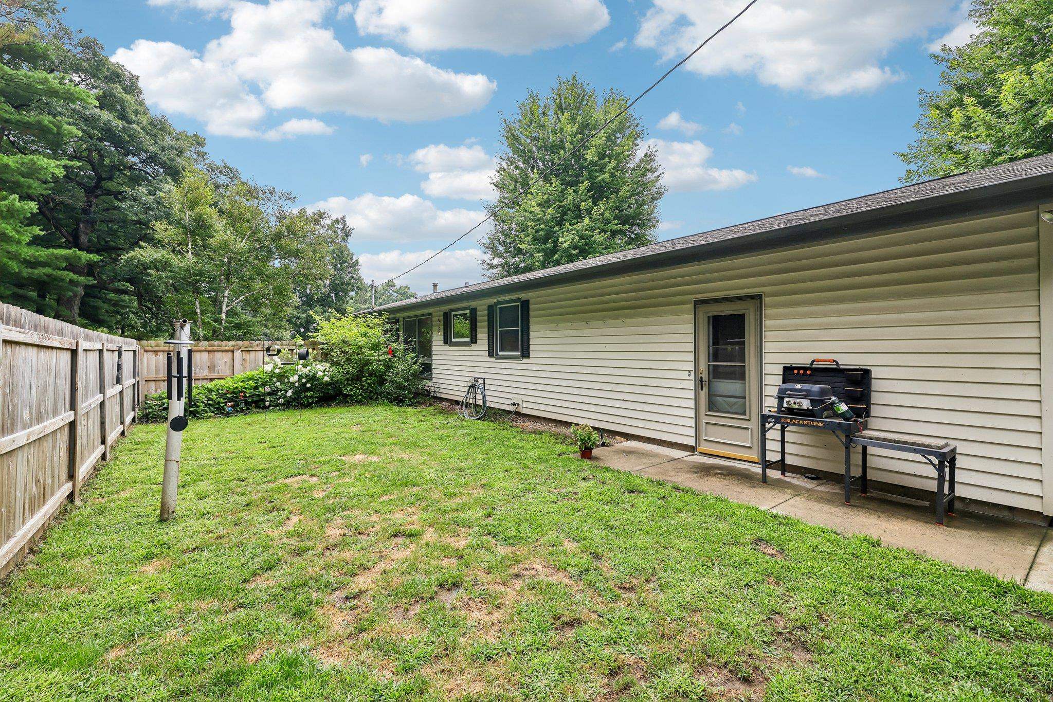 22985 County Hwy AA
