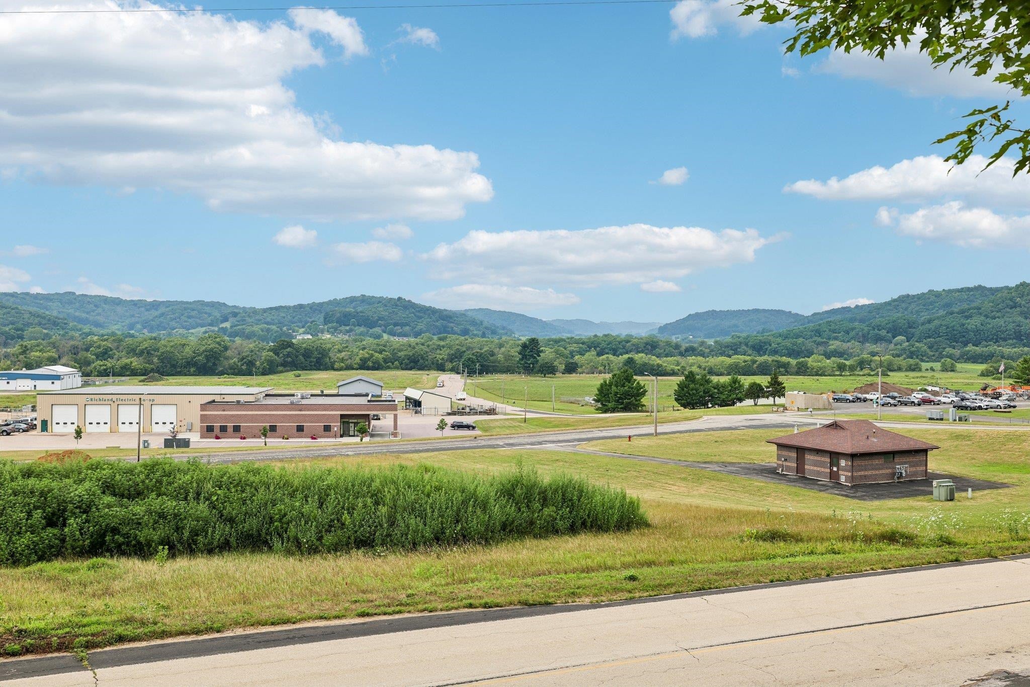 22985 County Hwy AA