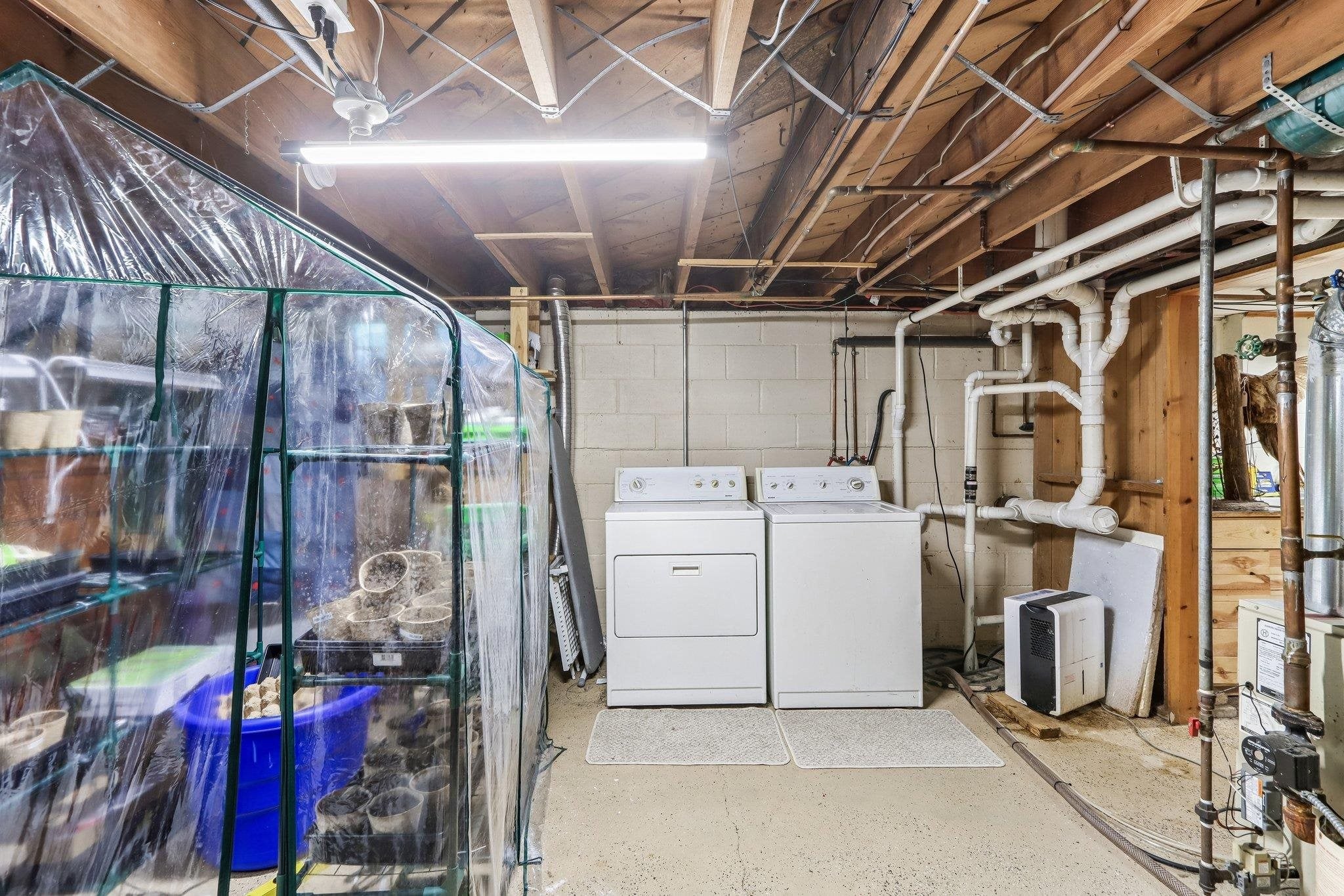 2400 W Avalon Road