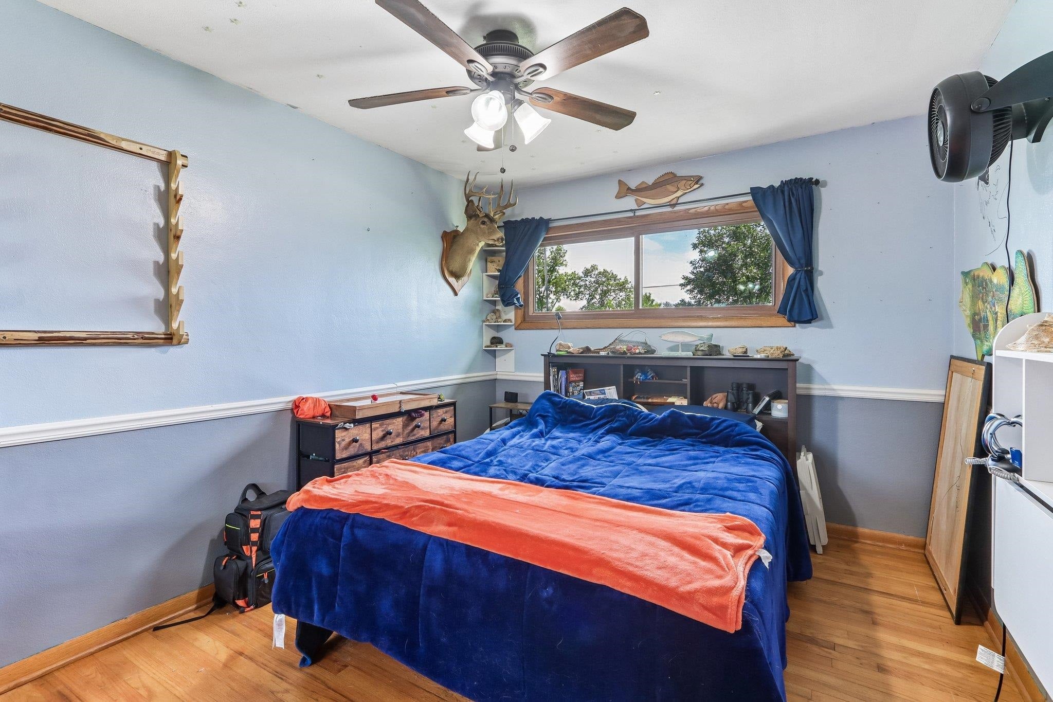 2400 W Avalon Road
