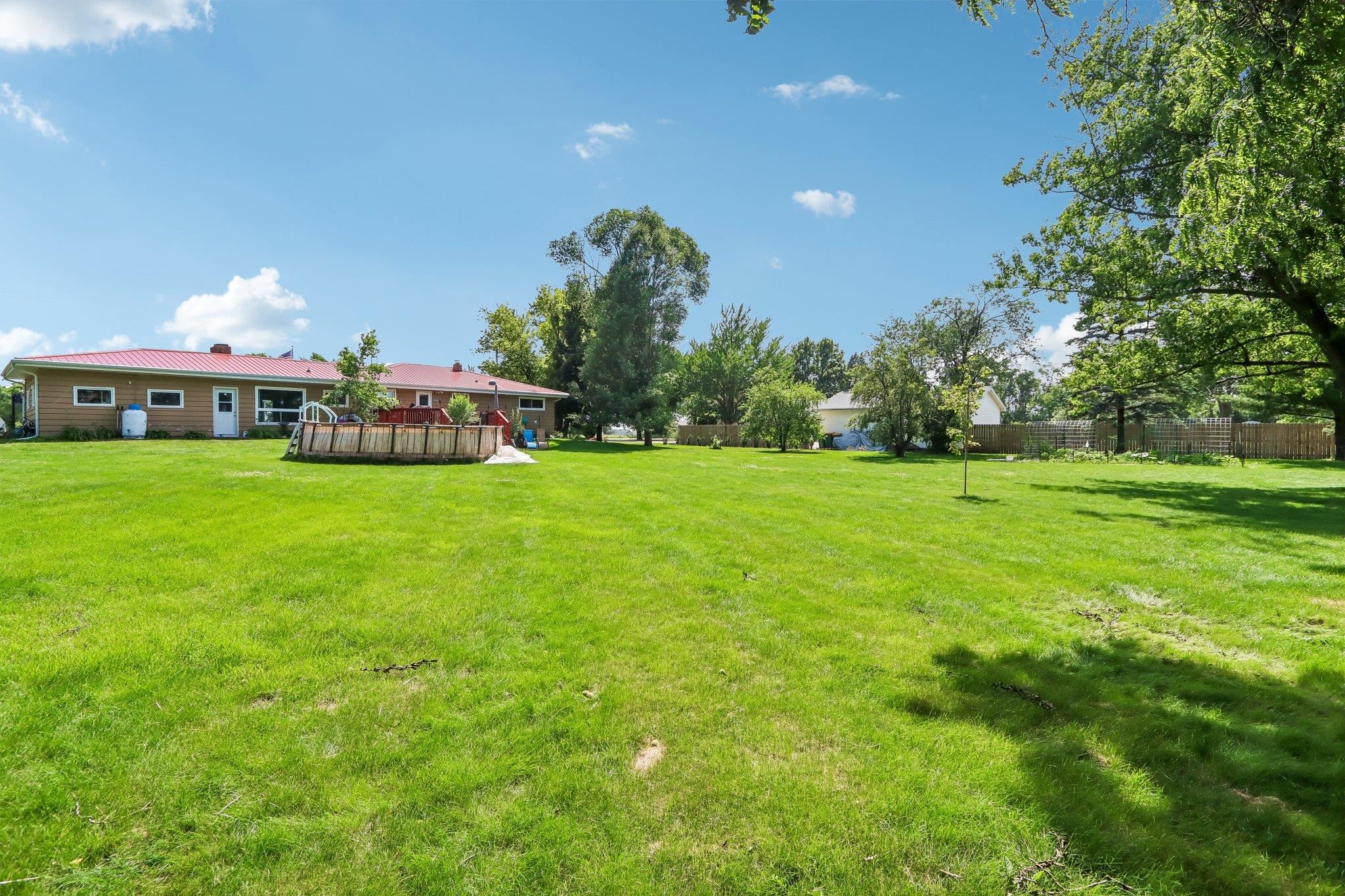 2400 W Avalon Road