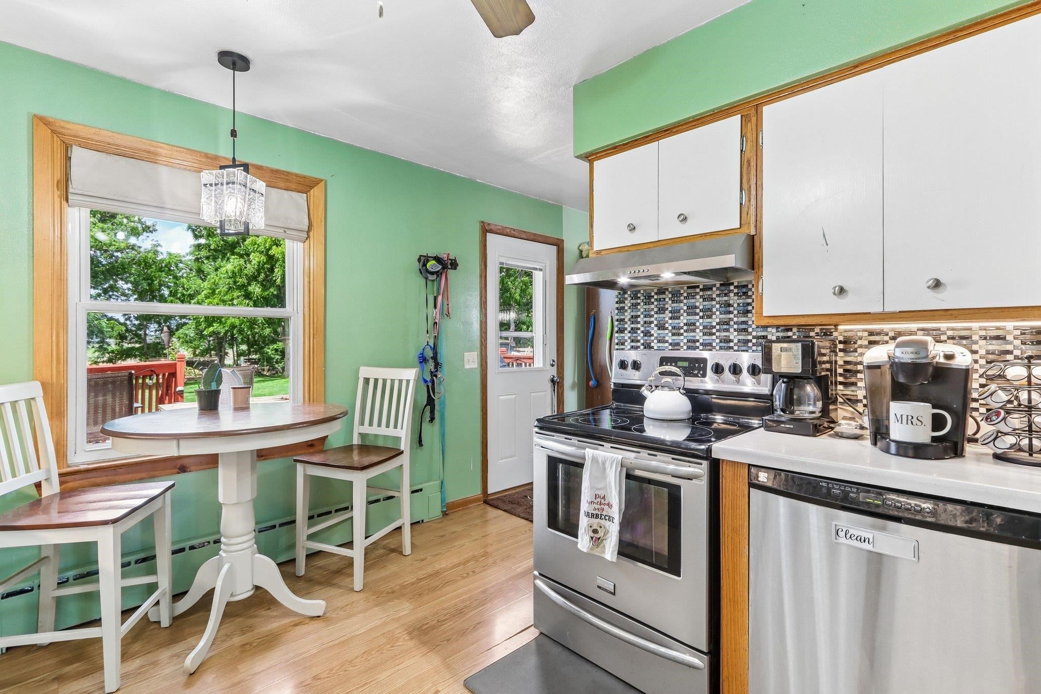 2400 W Avalon Road