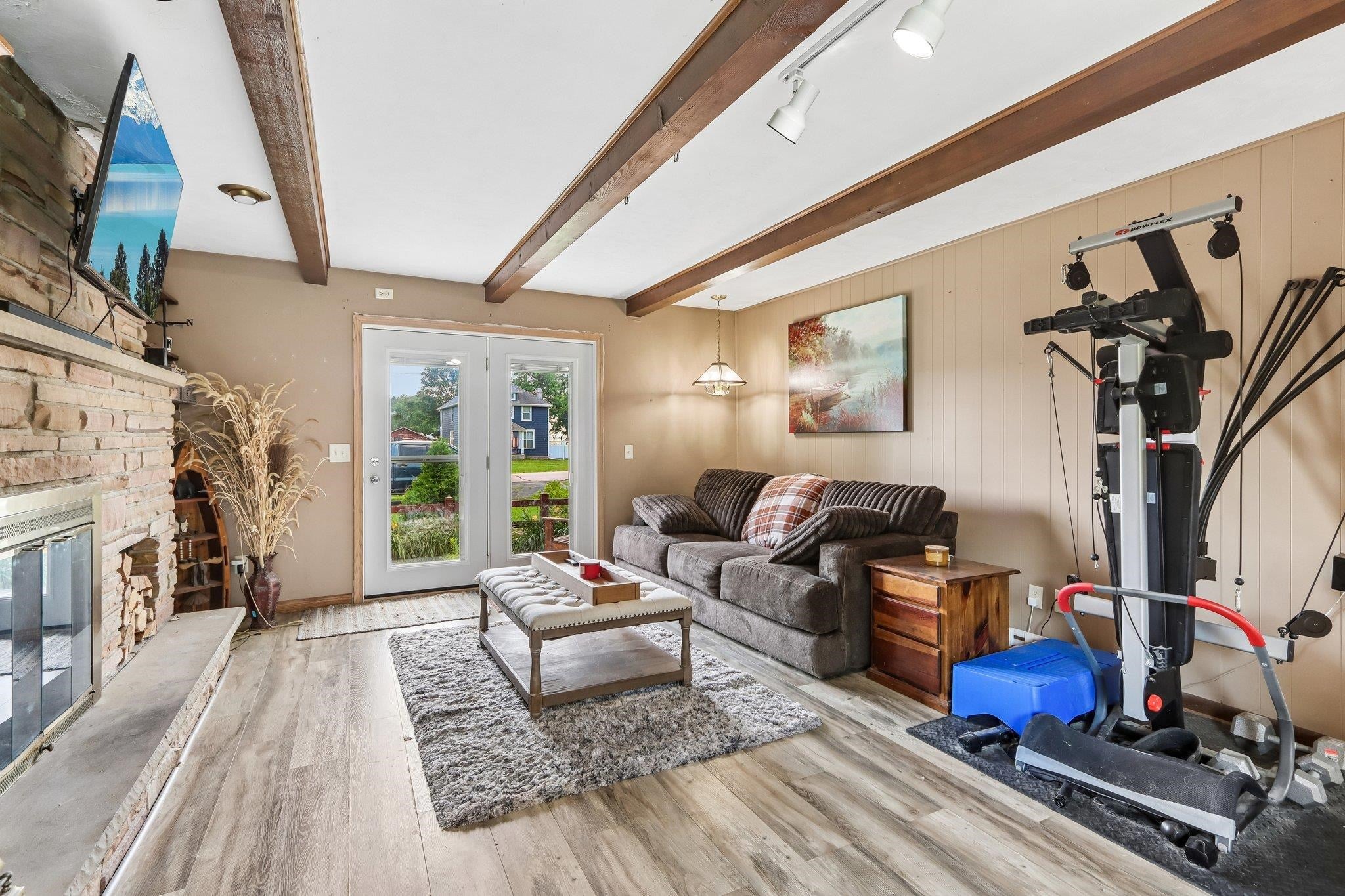 2400 W Avalon Road