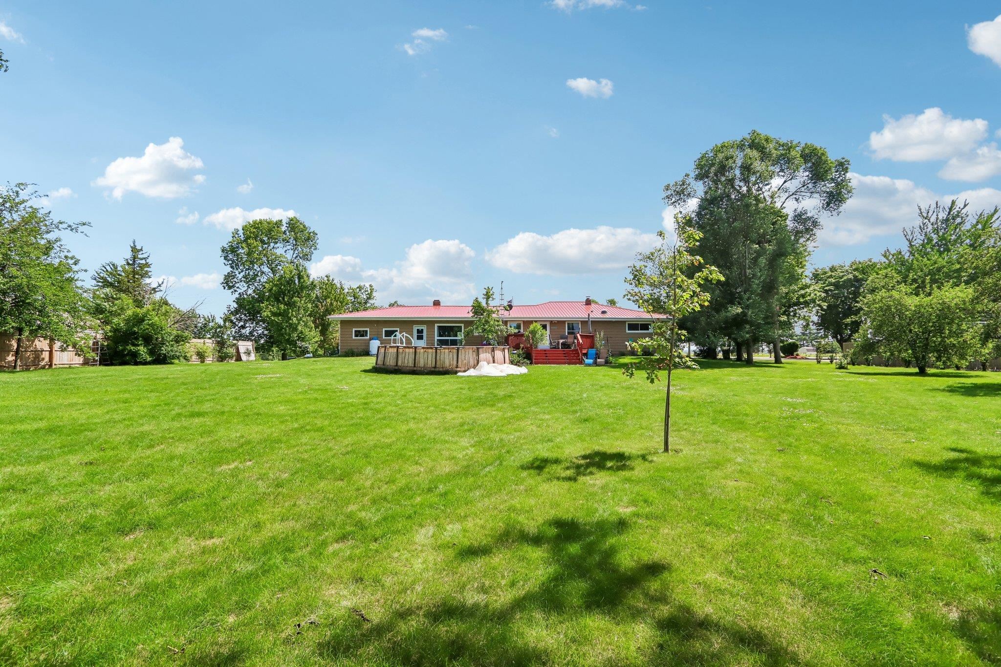 2400 W Avalon Road