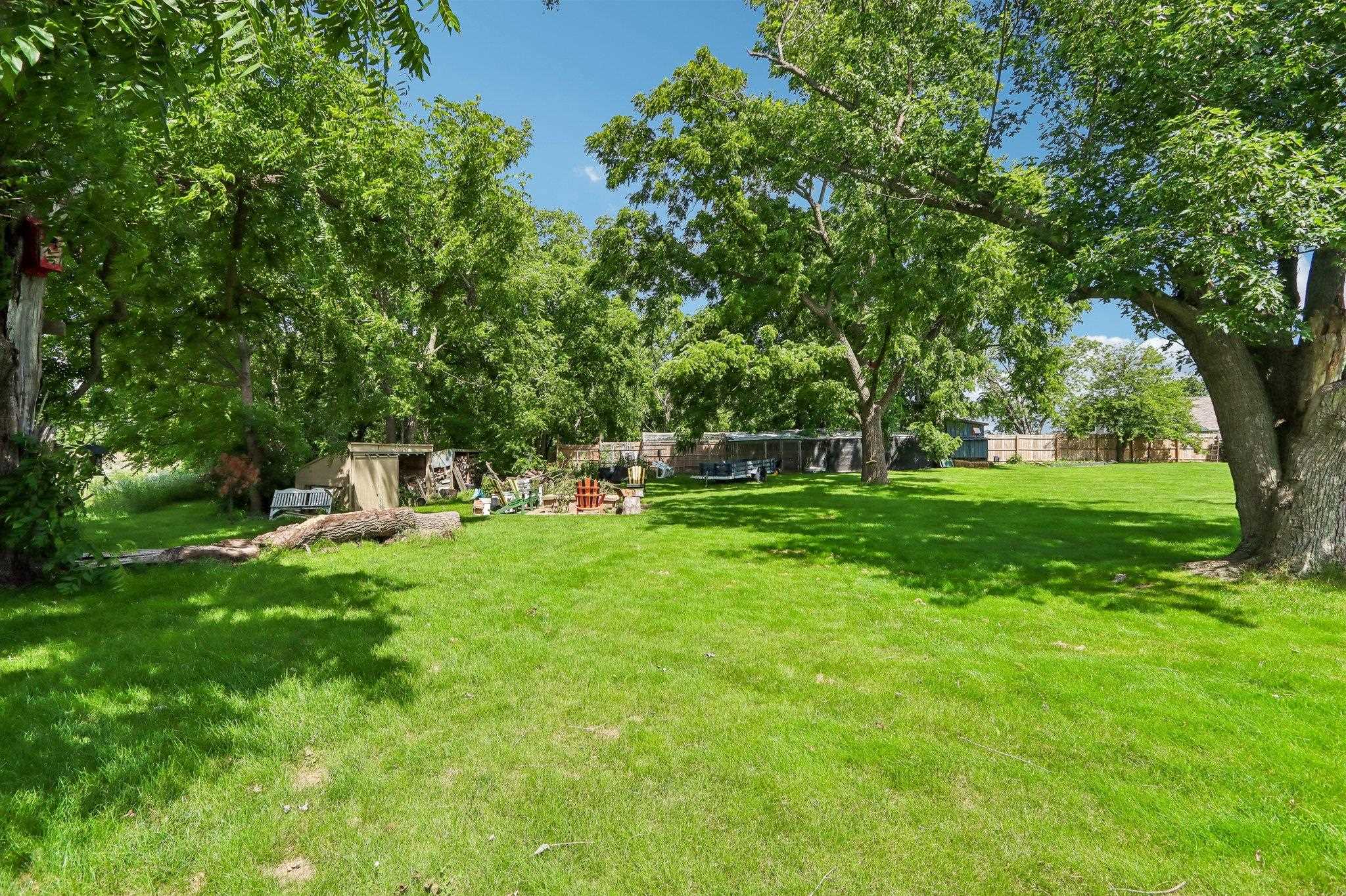 2400 W Avalon Road
