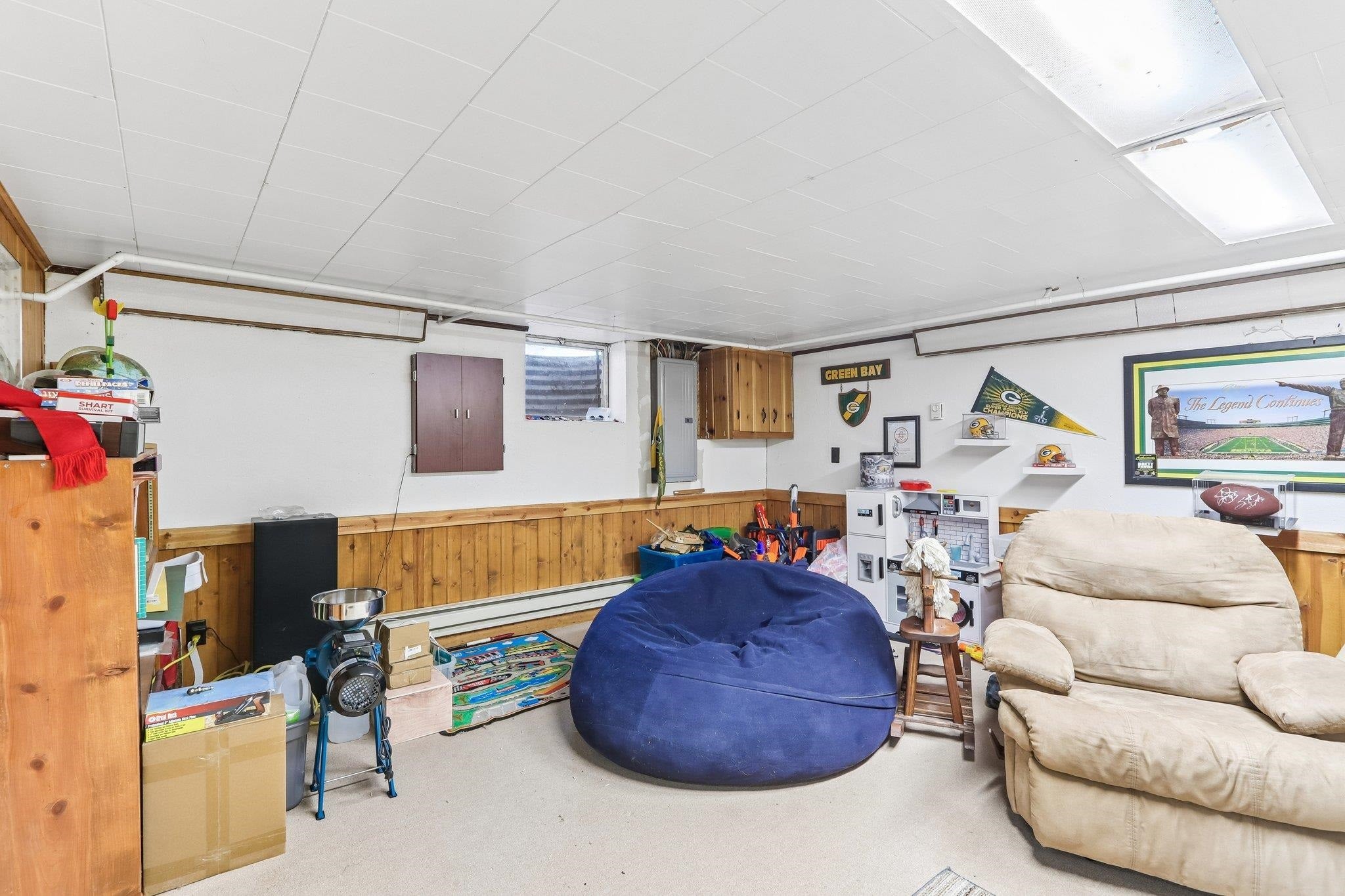 2400 W Avalon Road