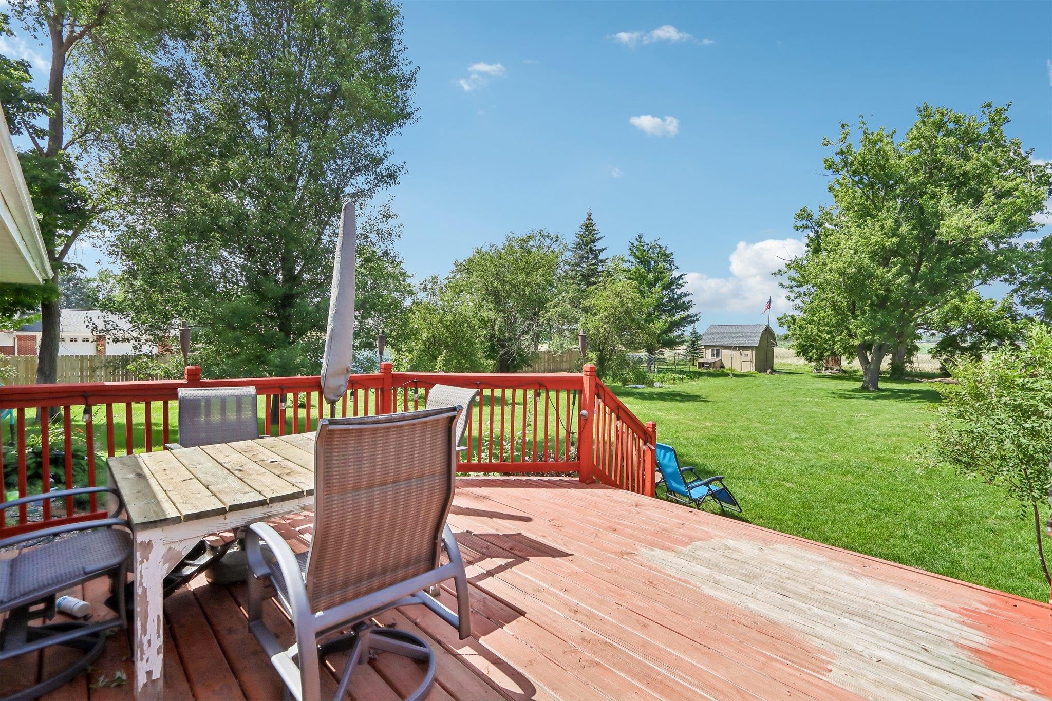 2400 W Avalon Road
