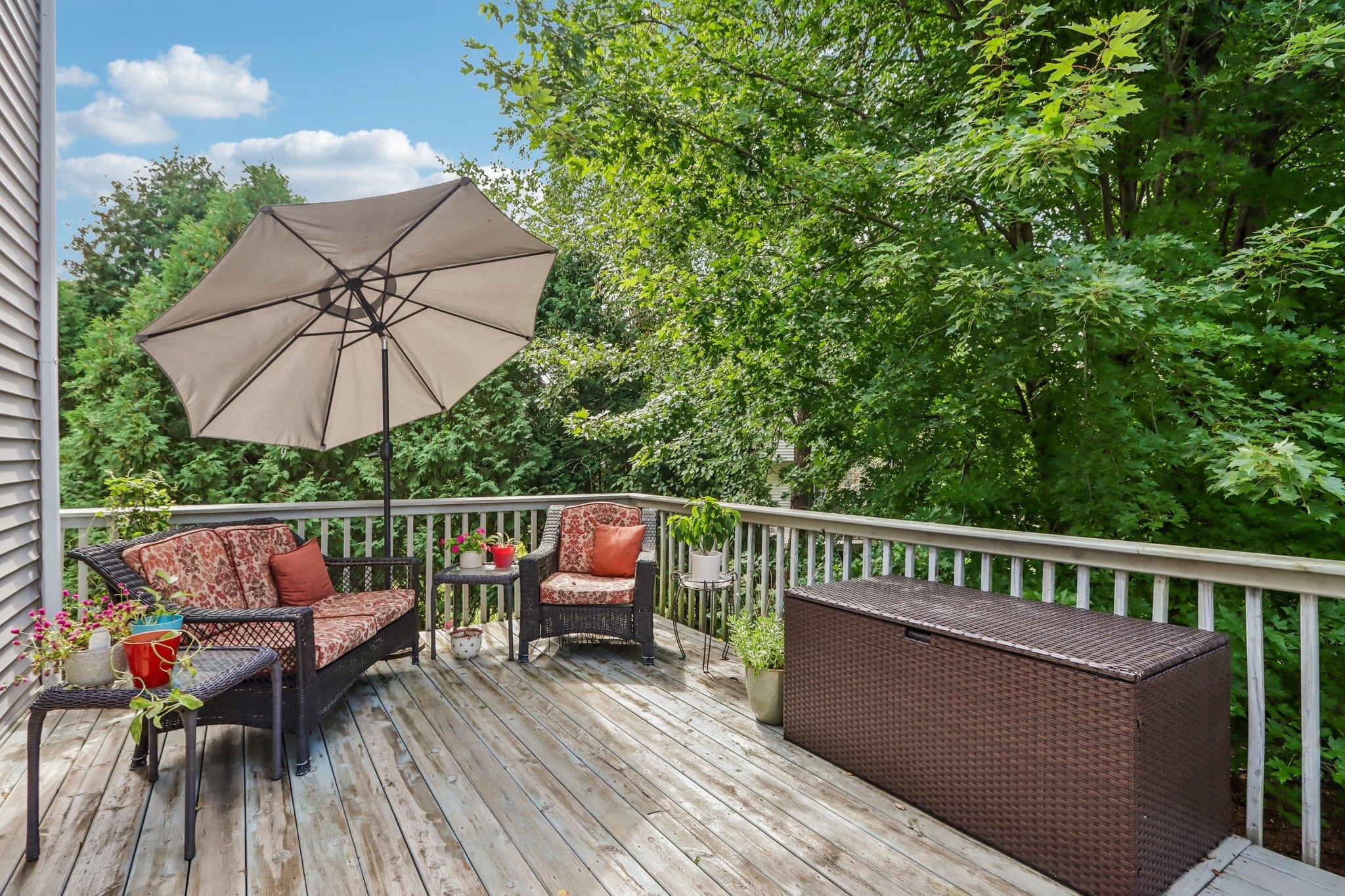 10 Black Stone Circle