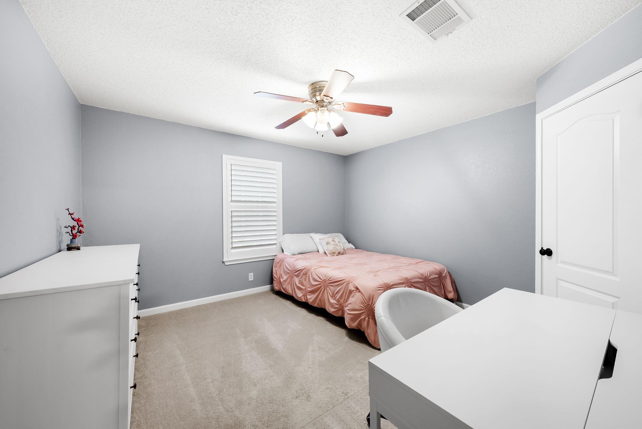 4007 Vista Isle DR