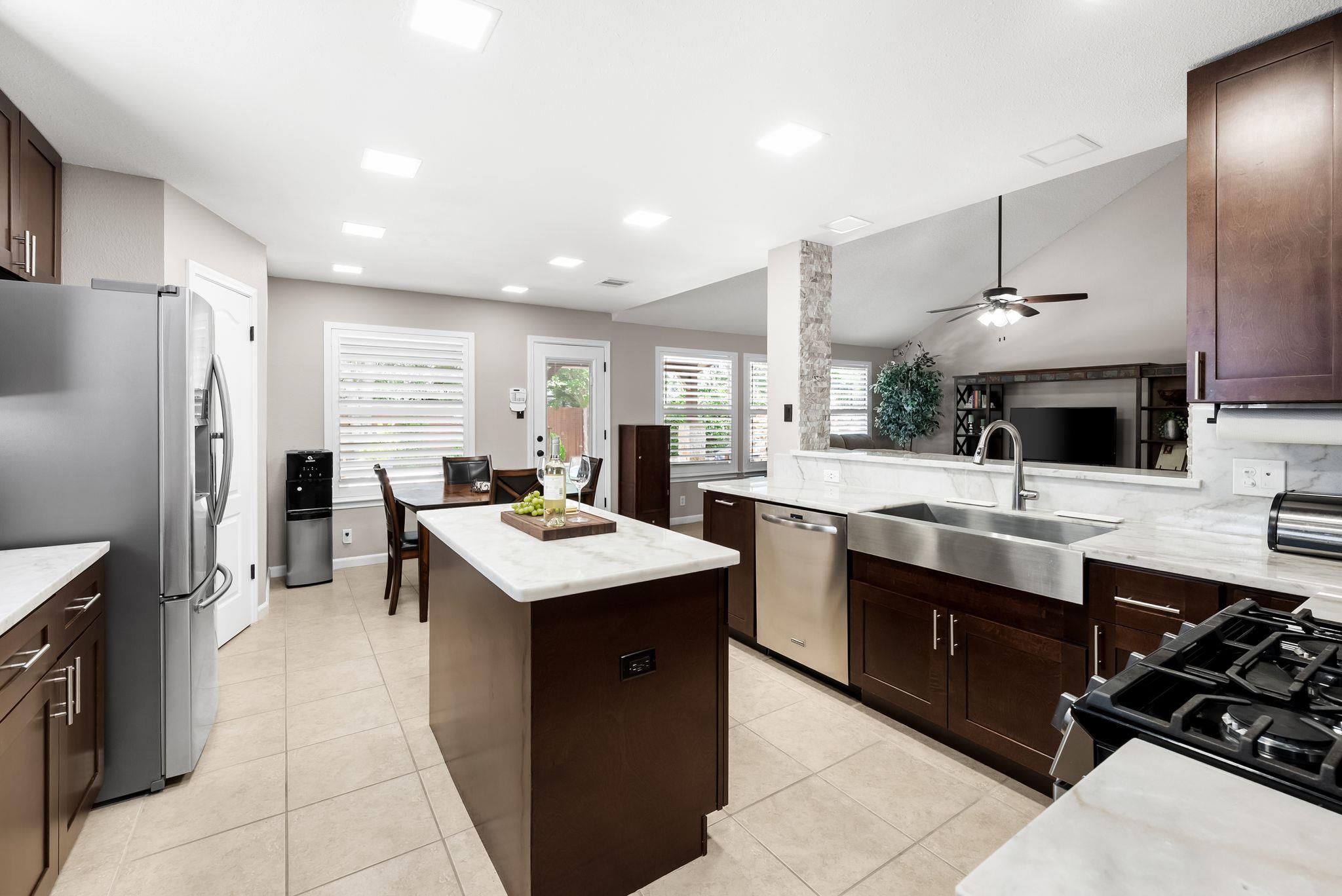 4007 Vista Isle DR