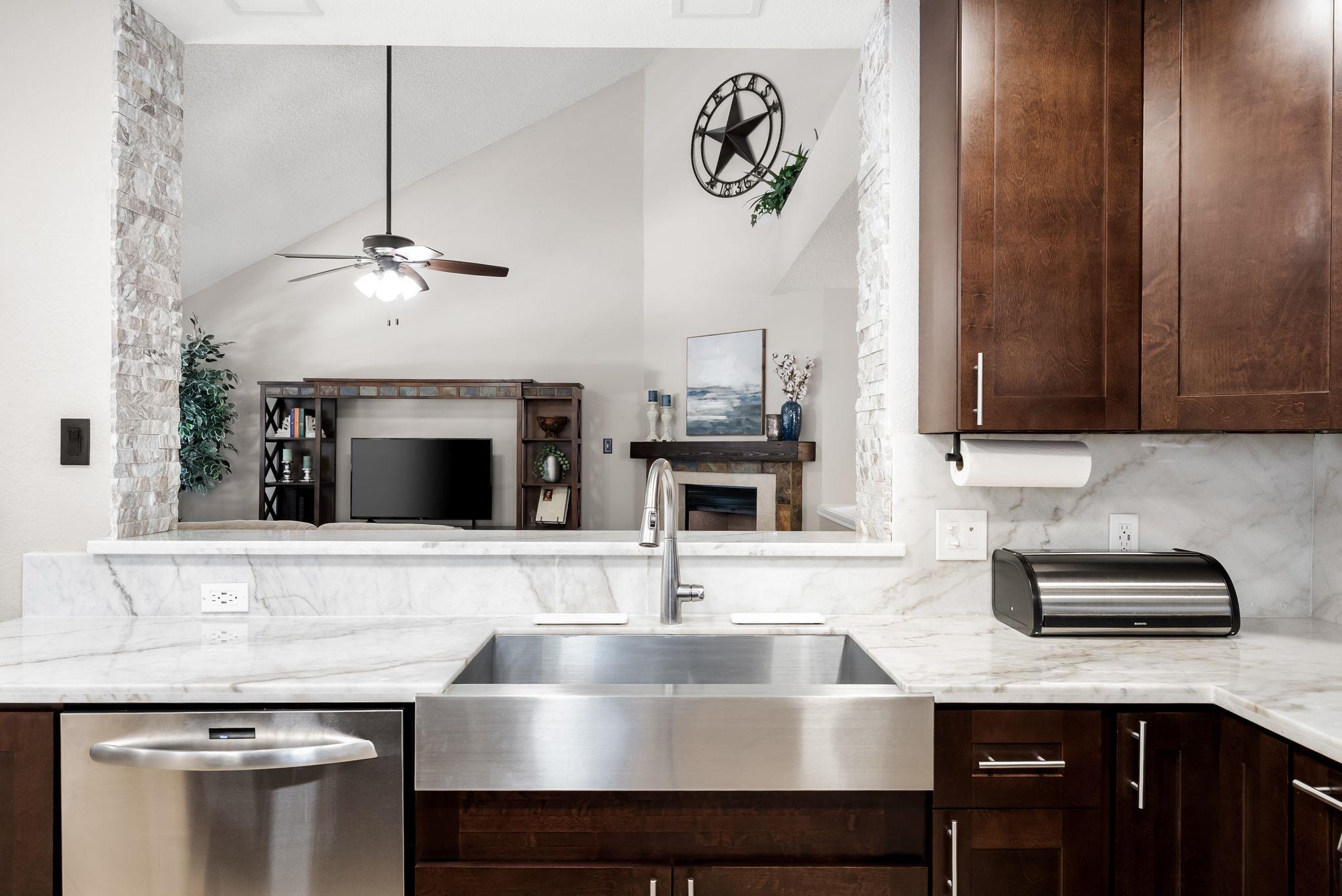 4007 Vista Isle DR