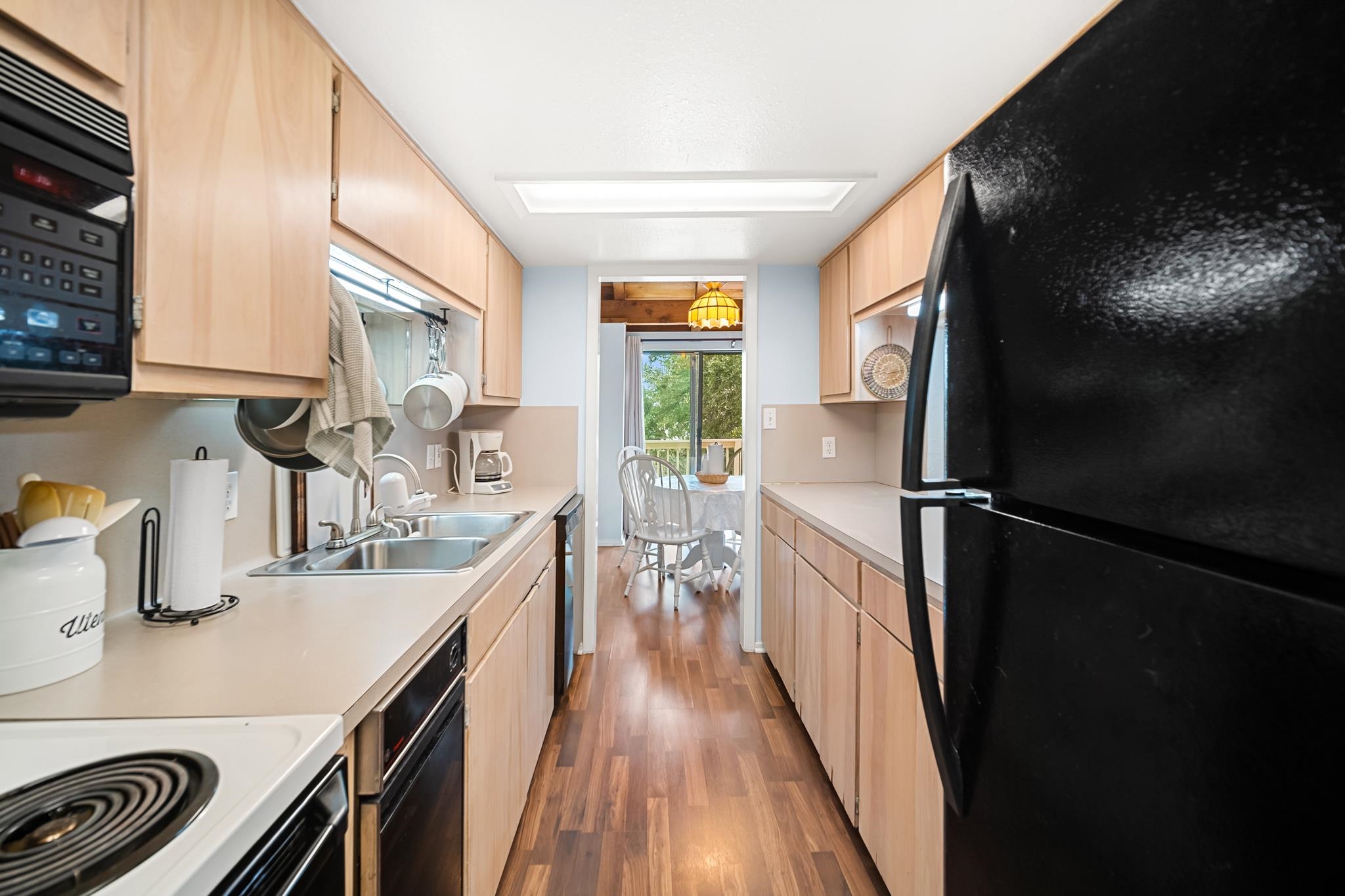 101 Cove West 204