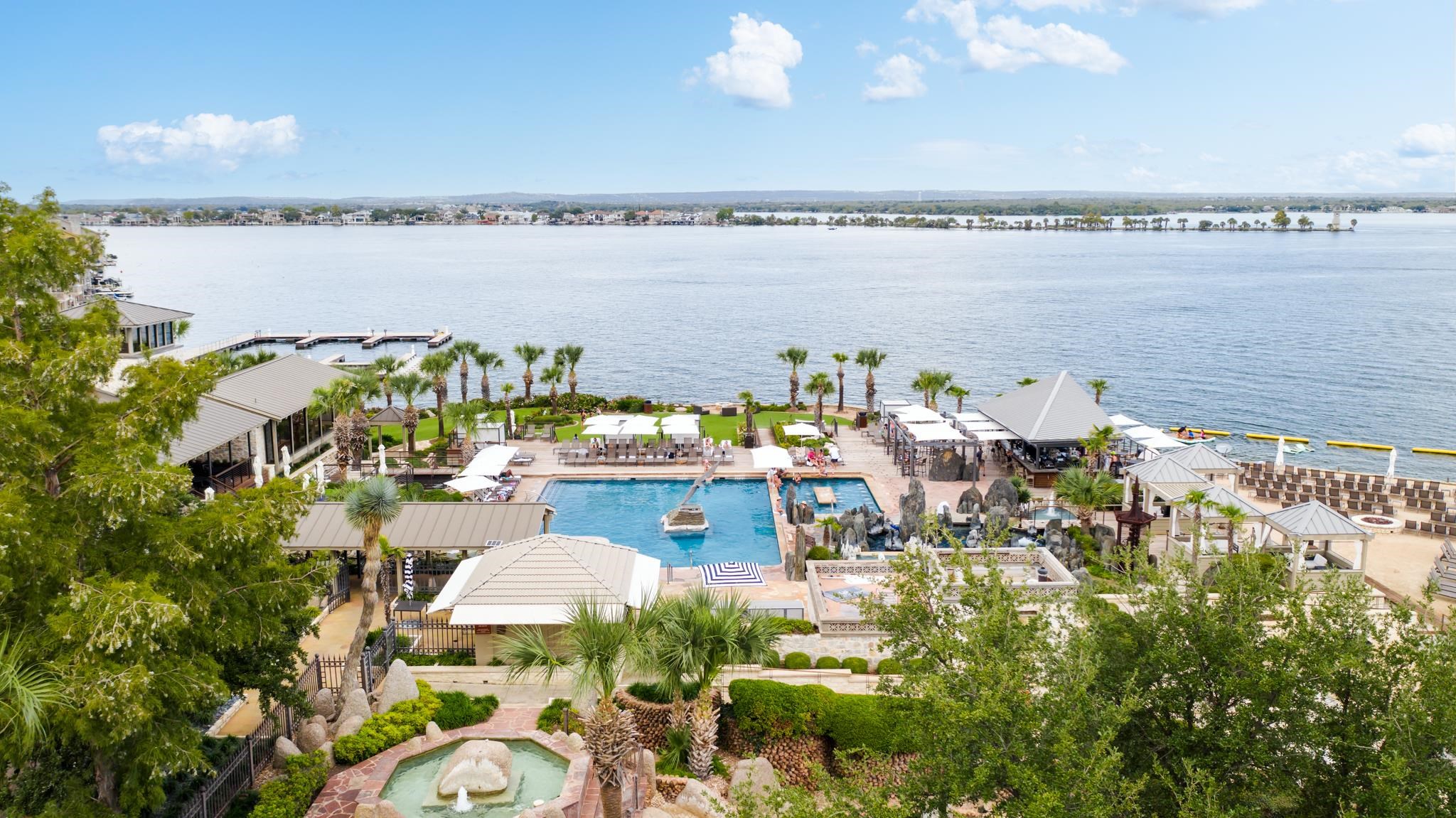 101 Cove West 204