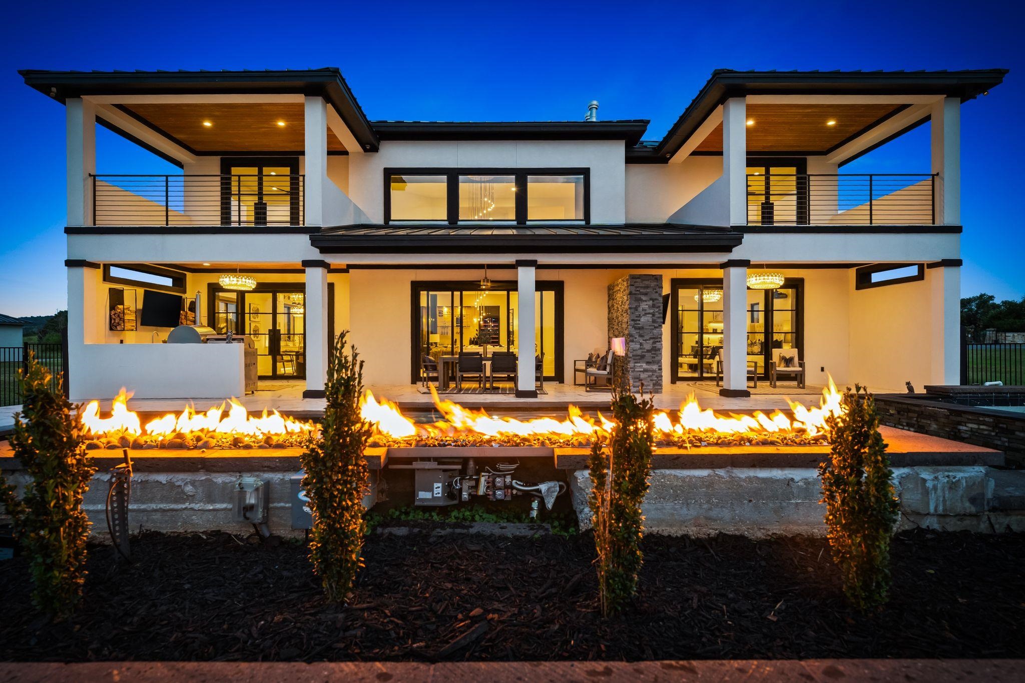 104 SE Summerlife Lane