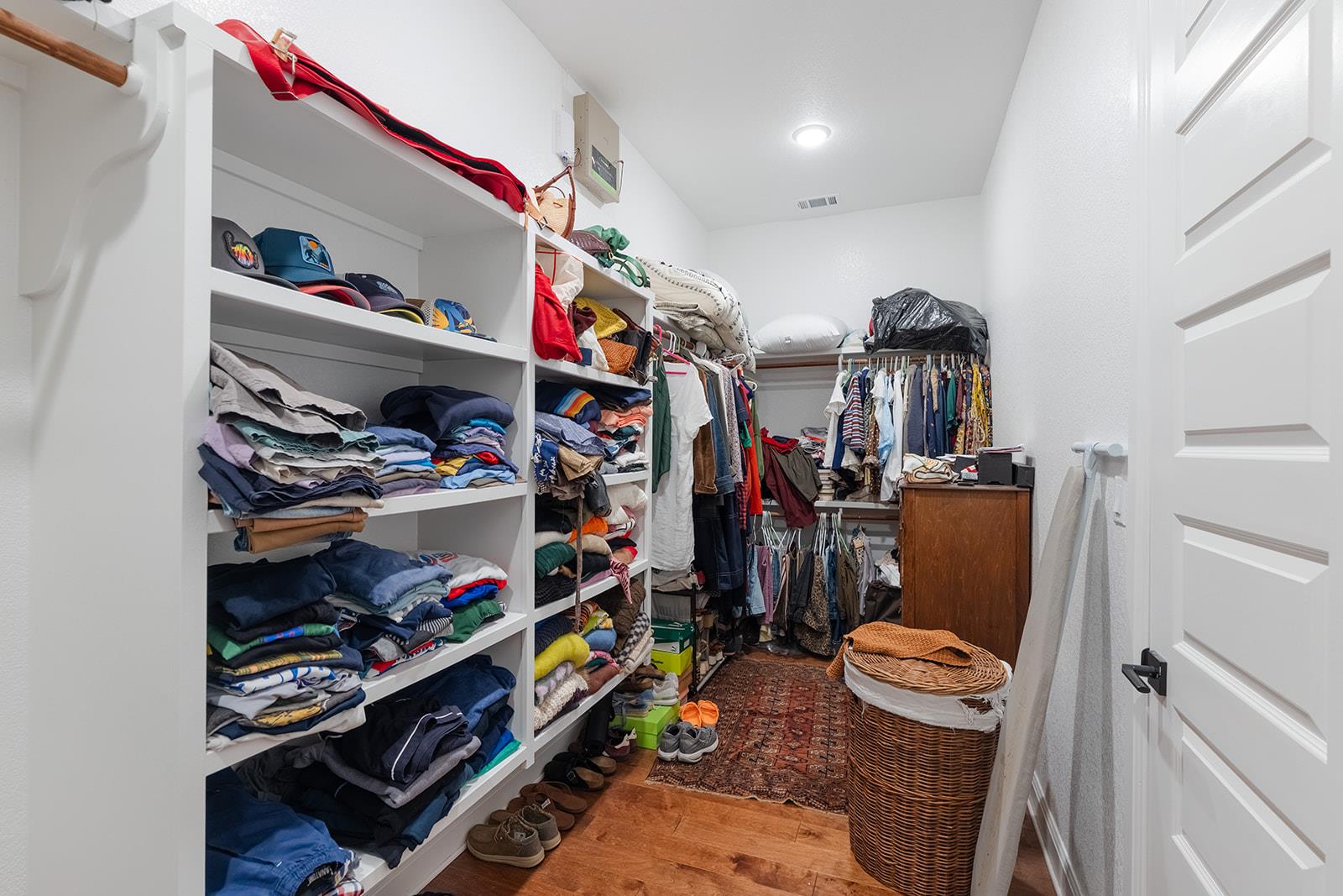129 Hollytree CT