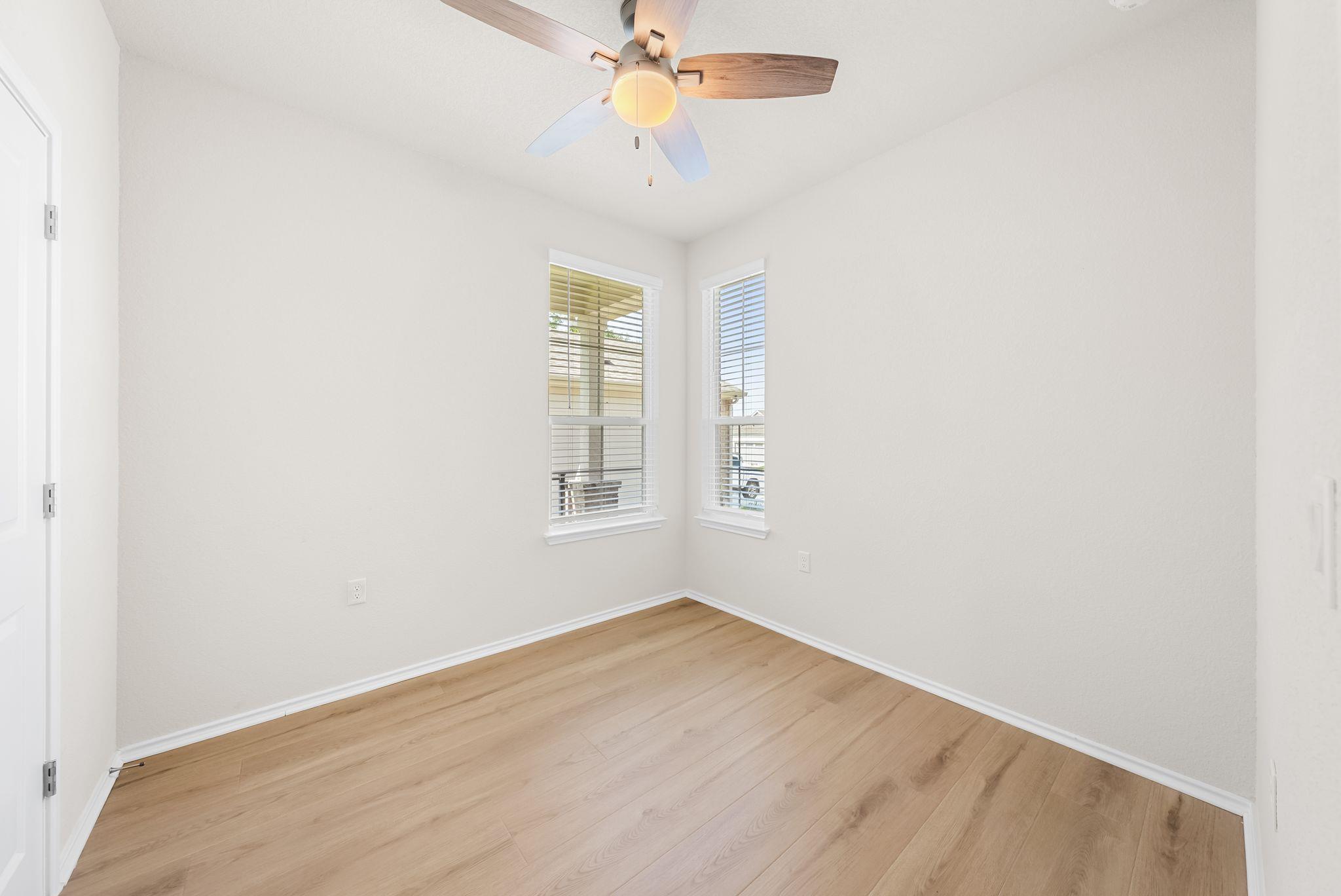 120 Cross Bar ST