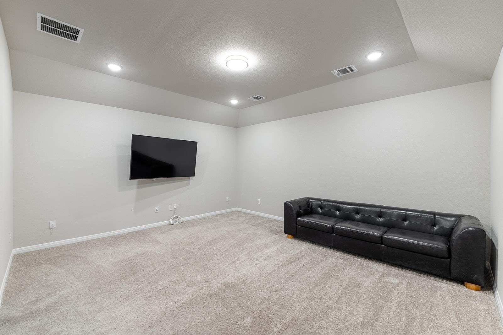 7505 Becasseau DR