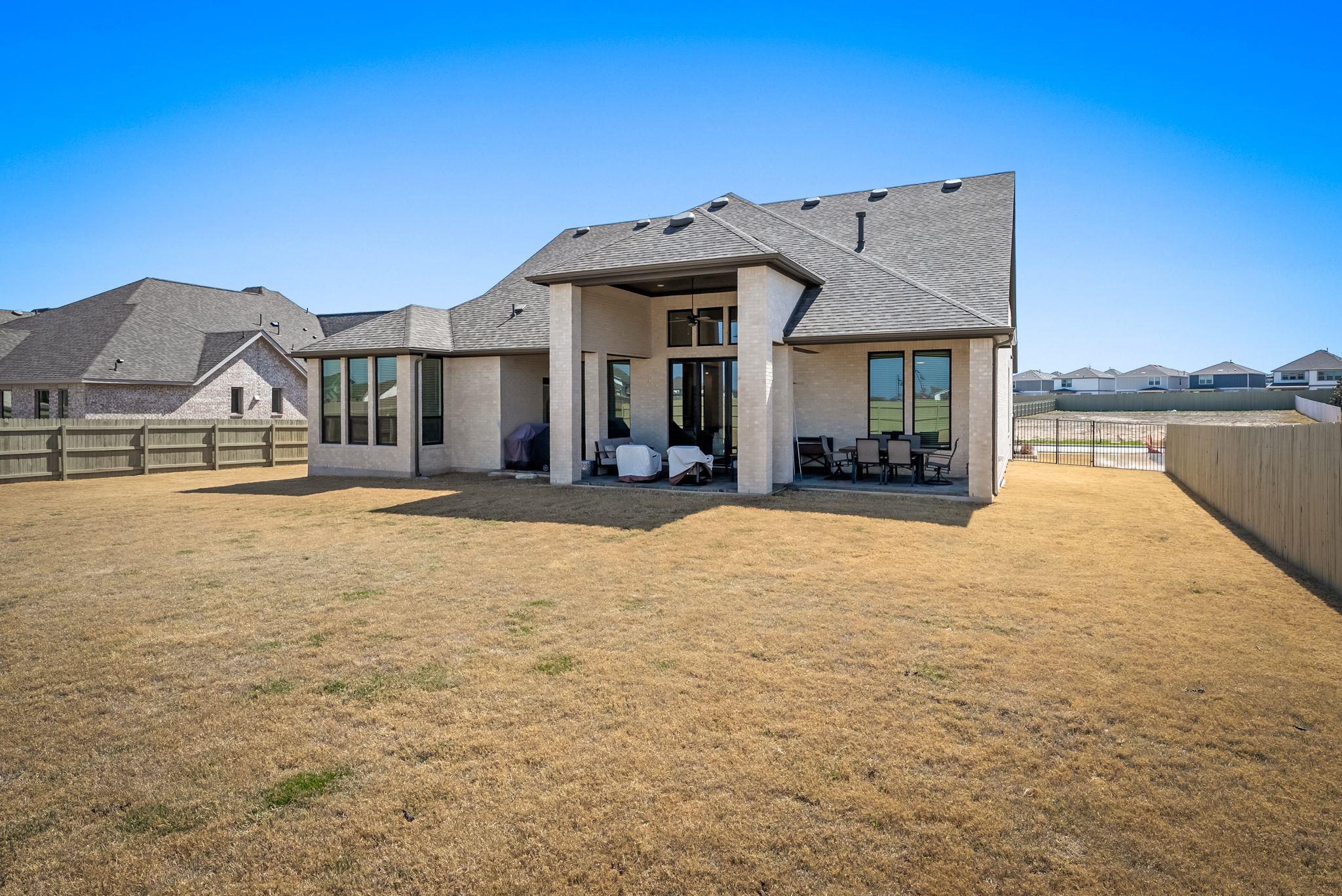 212 Jates Field BND