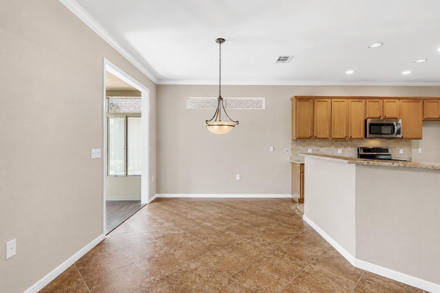 103 Harness LN