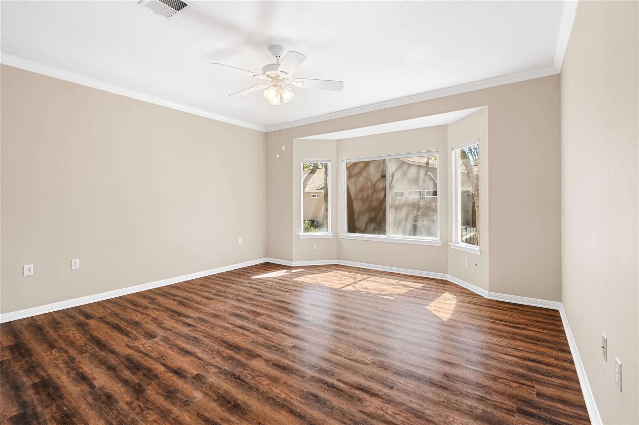 103 Harness LN