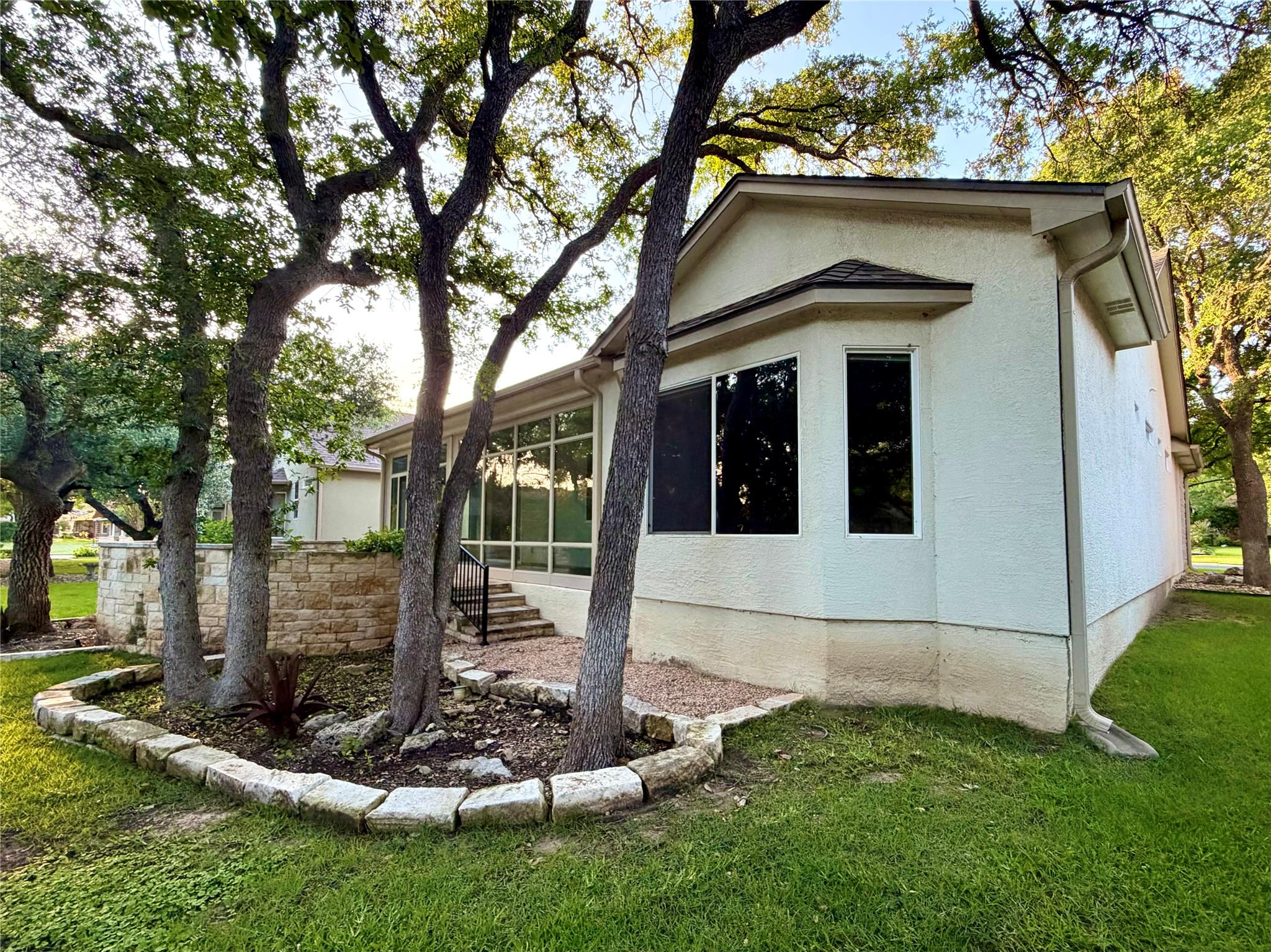 103 Harness LN