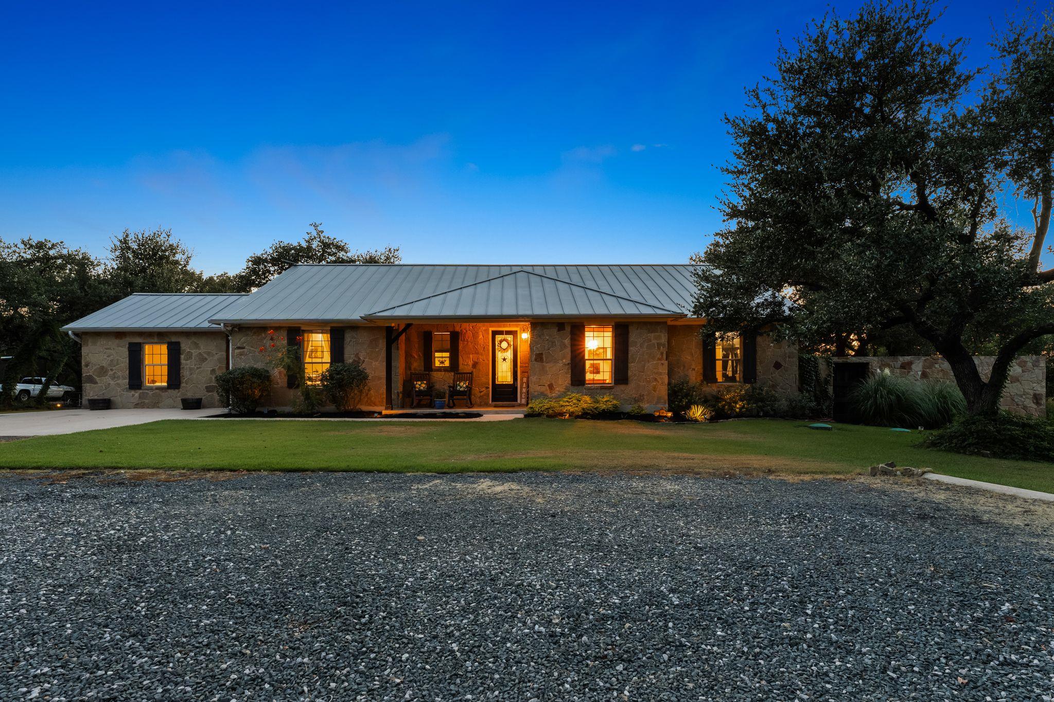 4204 Arthur CIR