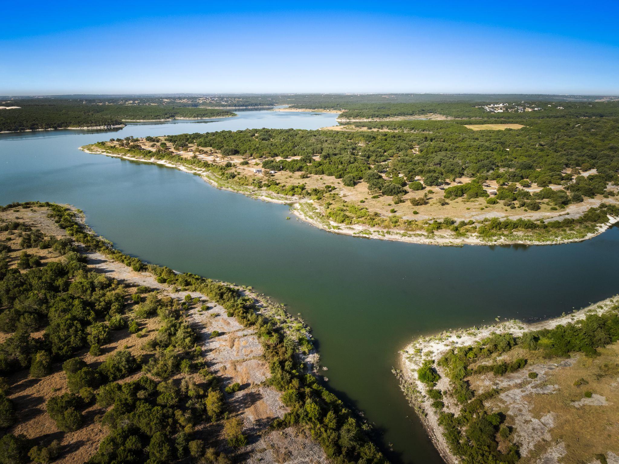 140 Lake Rim CIR