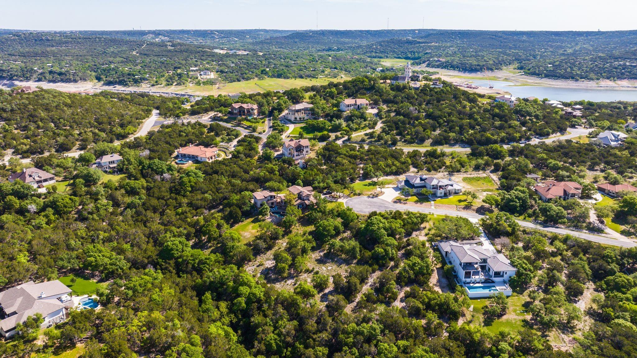 16900 Northlake Hills DR