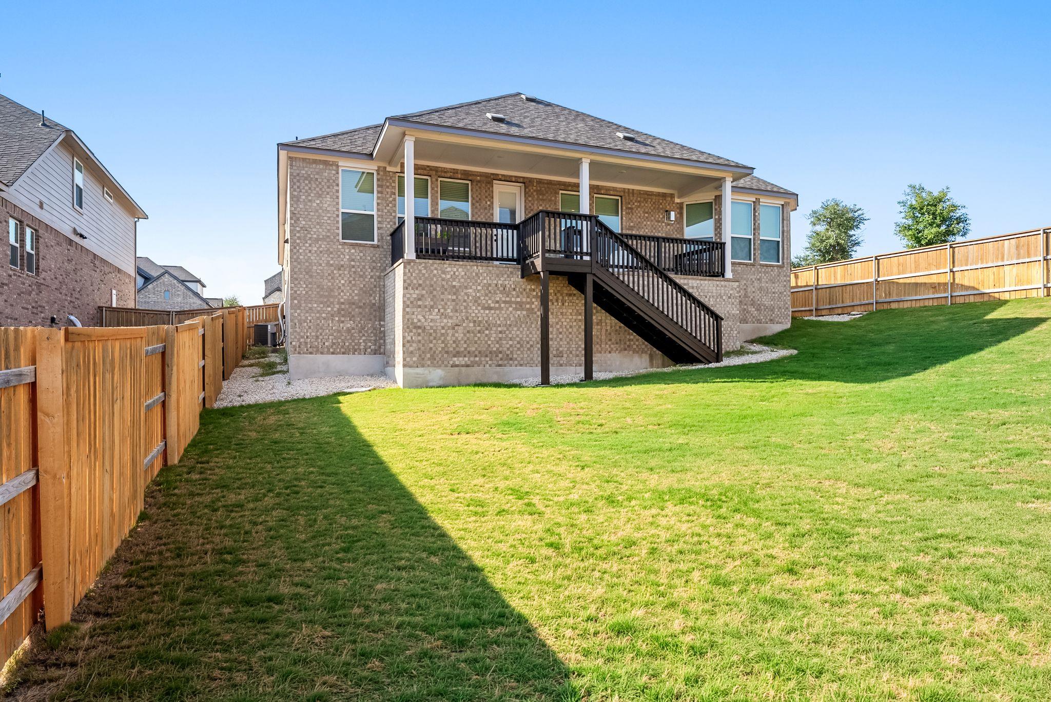 1301 White Daisy LN