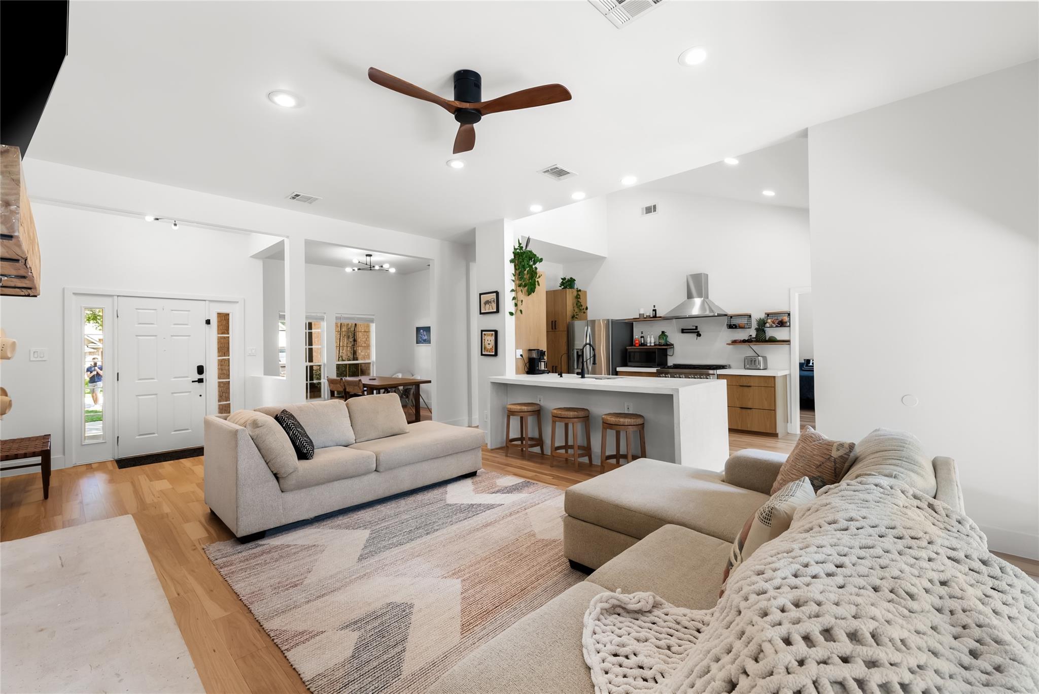 2507 Amber Forest TRL