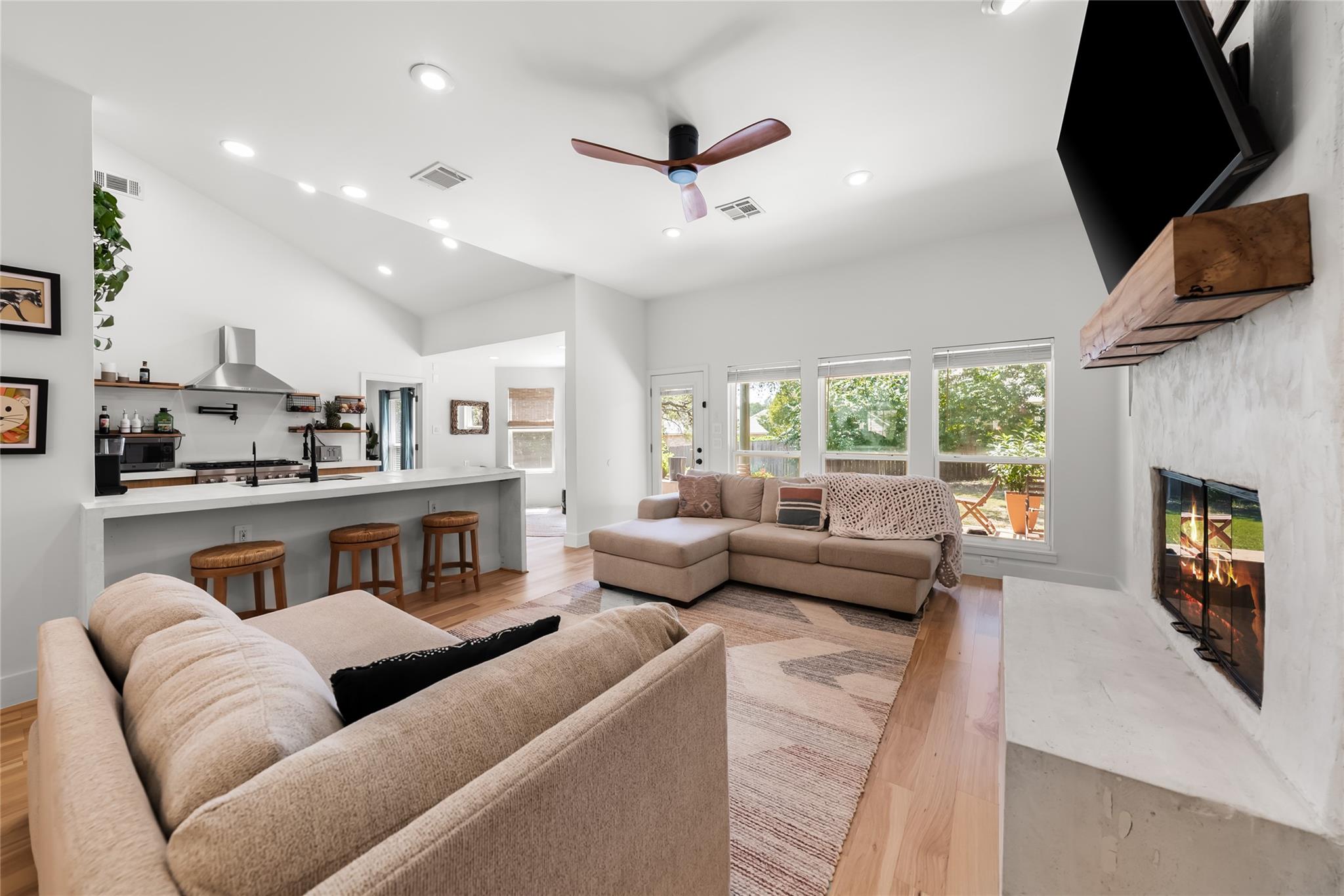 2507 Amber Forest TRL