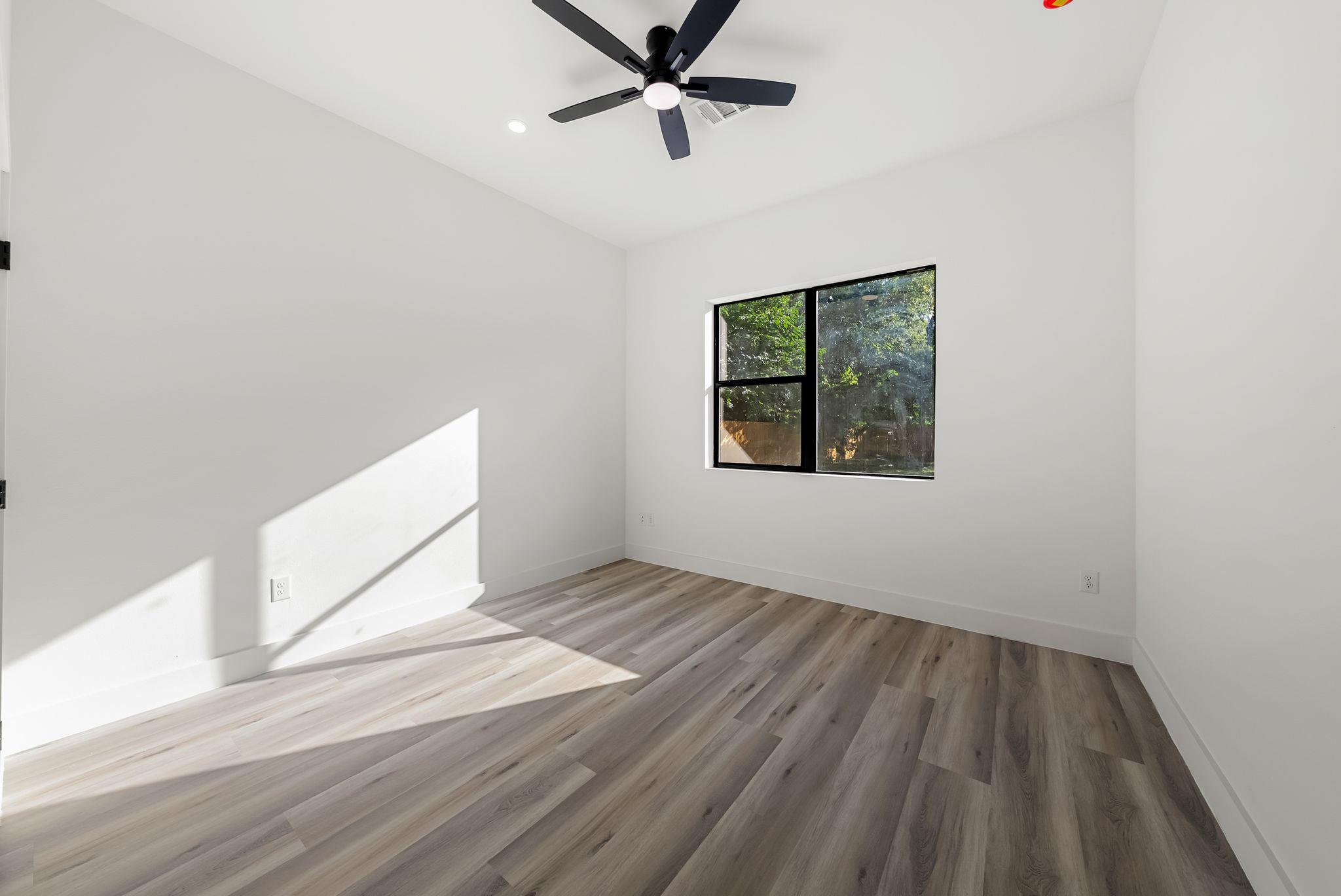 301 N Cougar Ave