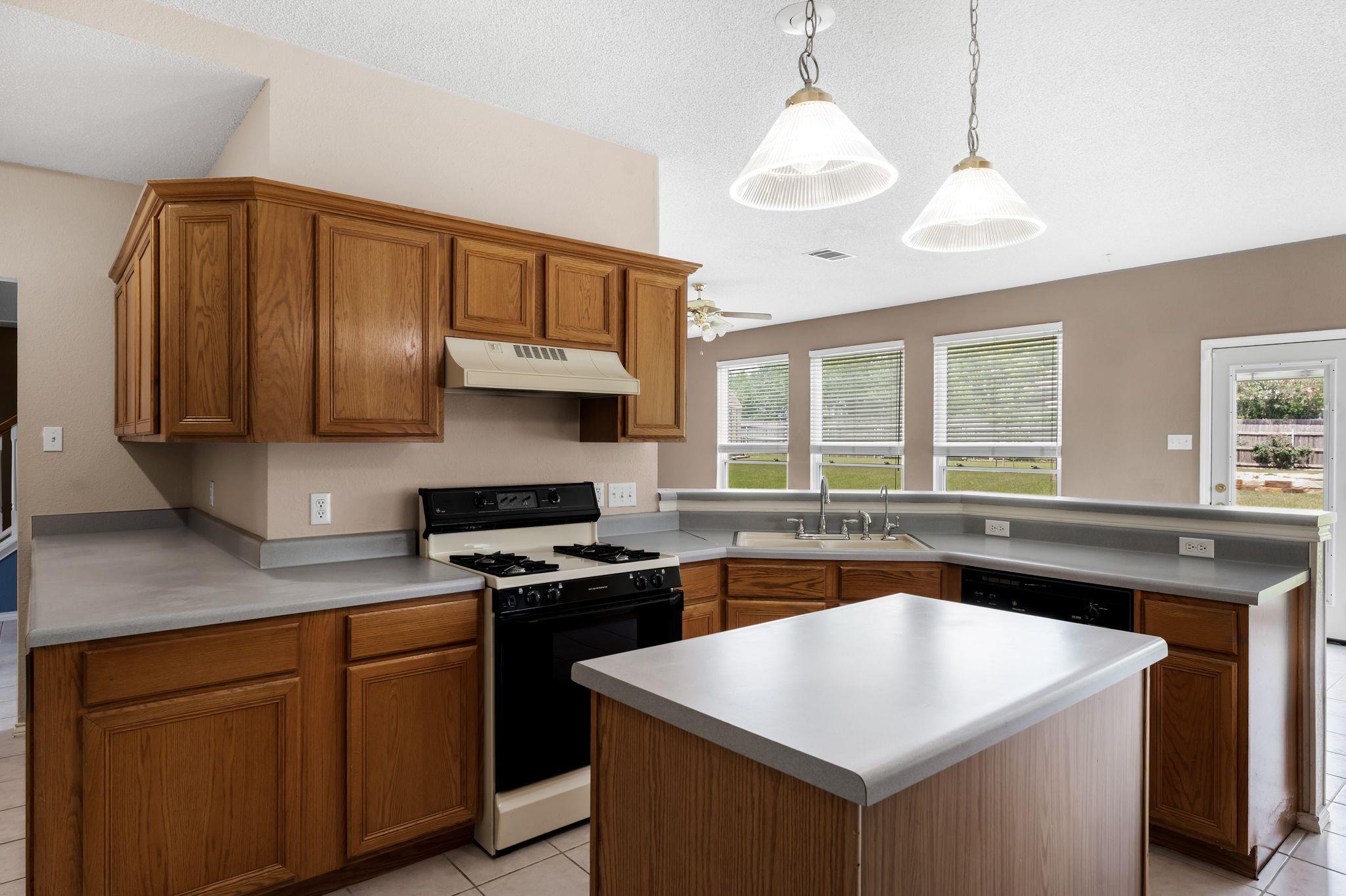 705 Princeton DR