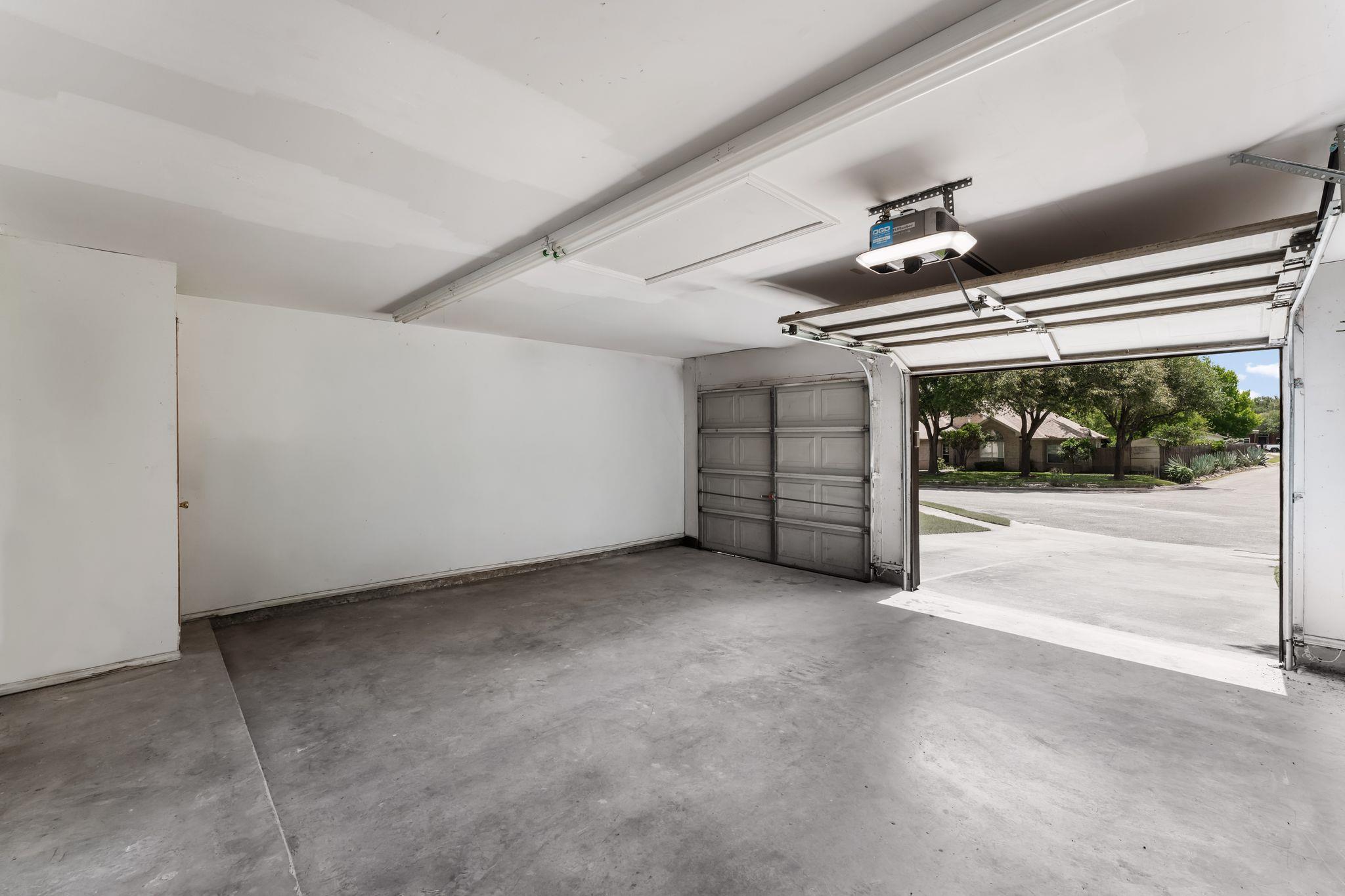 705 Princeton DR