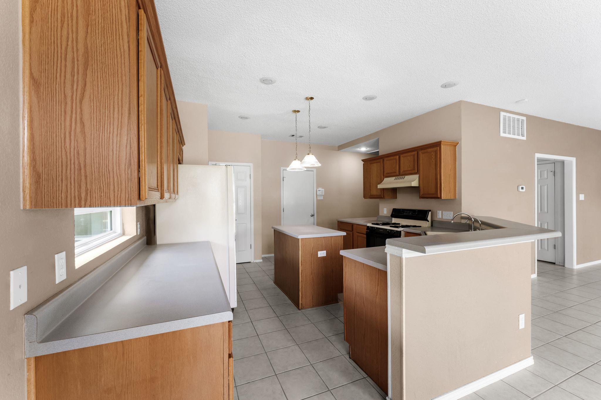 705 Princeton DR