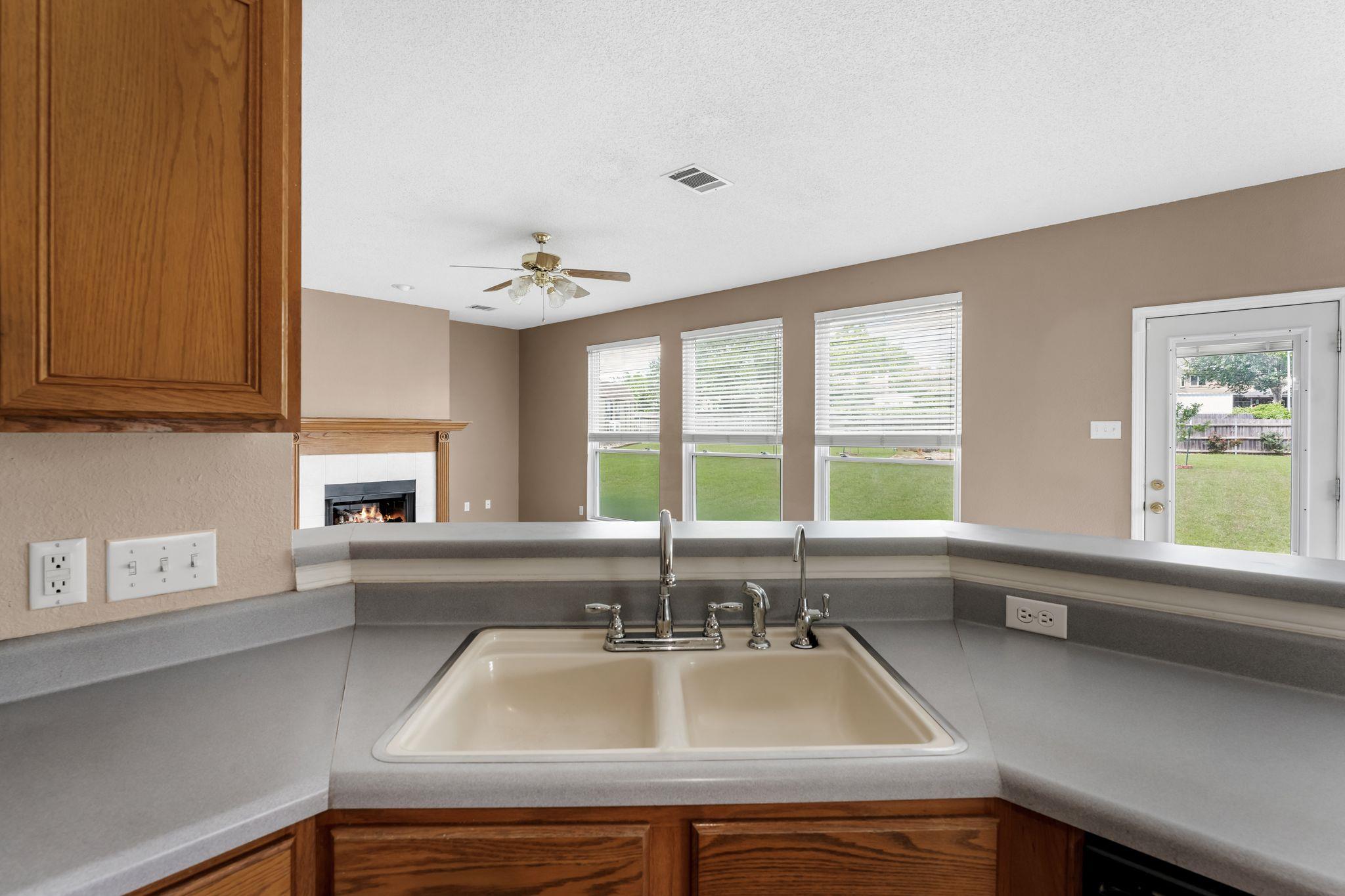 705 Princeton DR