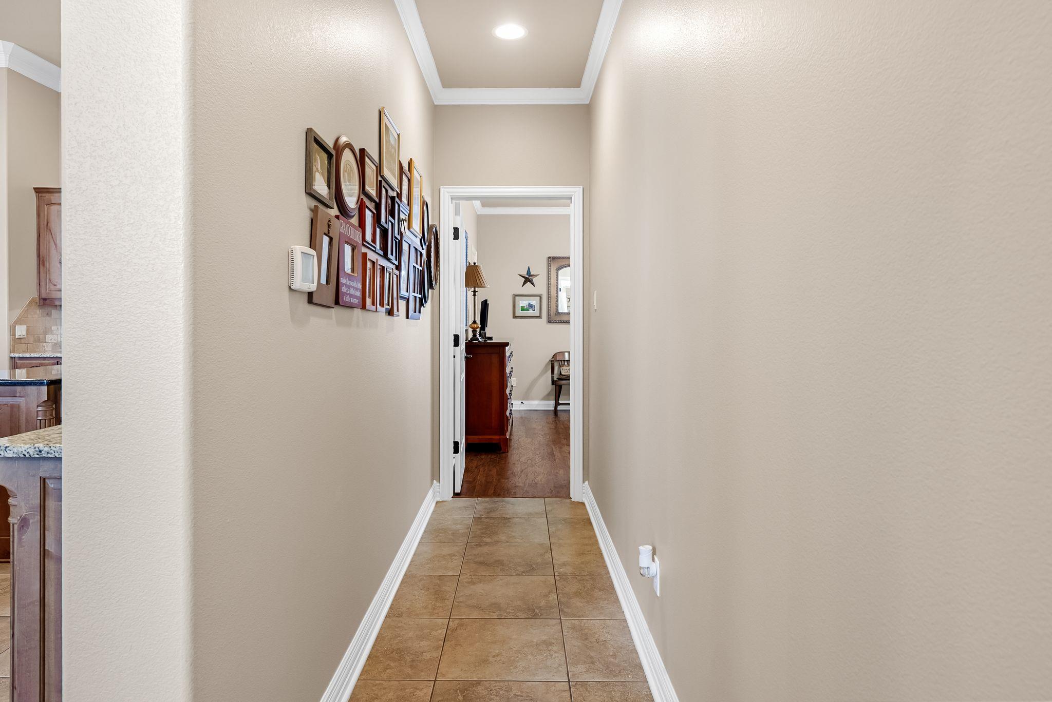 1735 Alta Vista LOOP