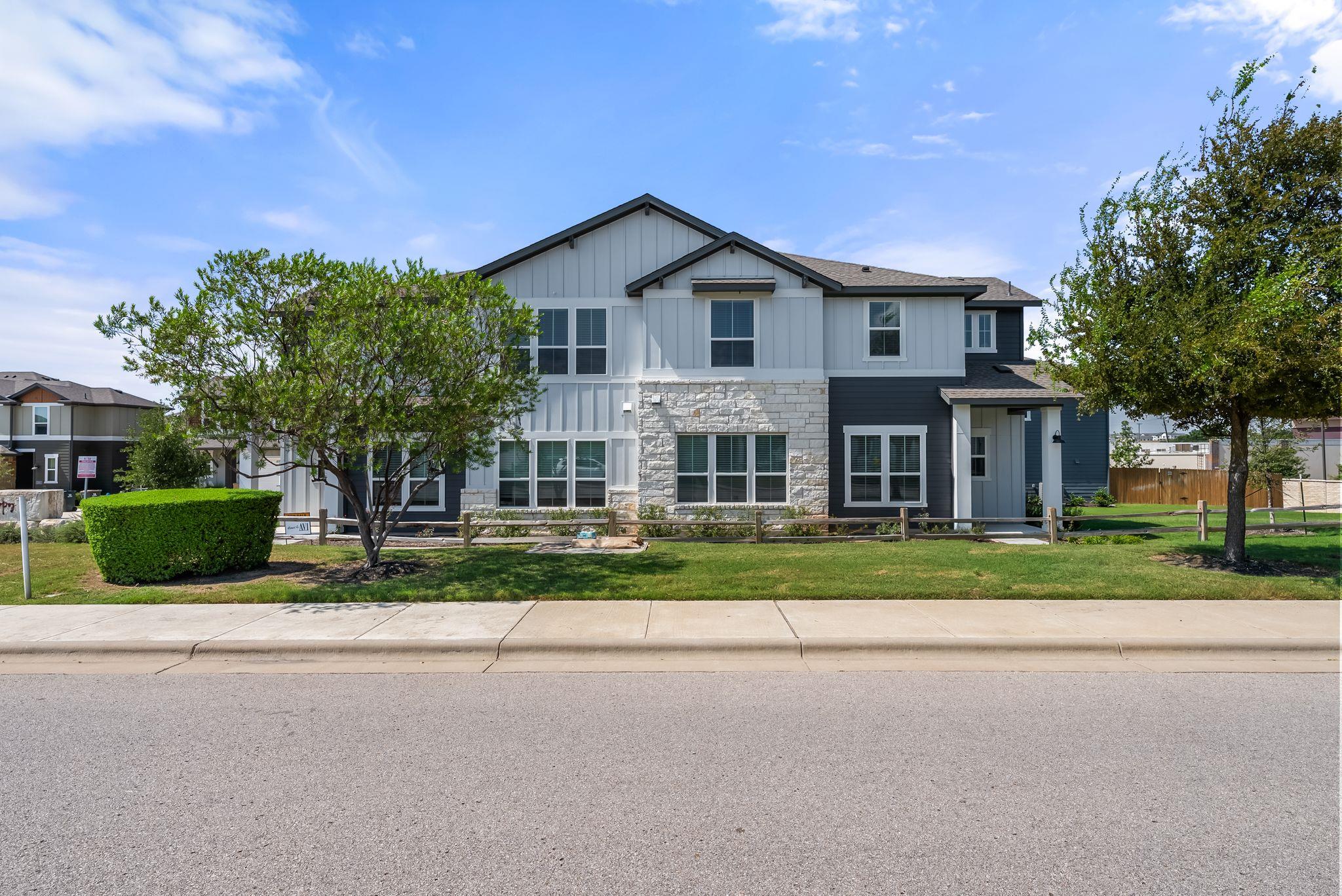 1020 Vista View DR # 601