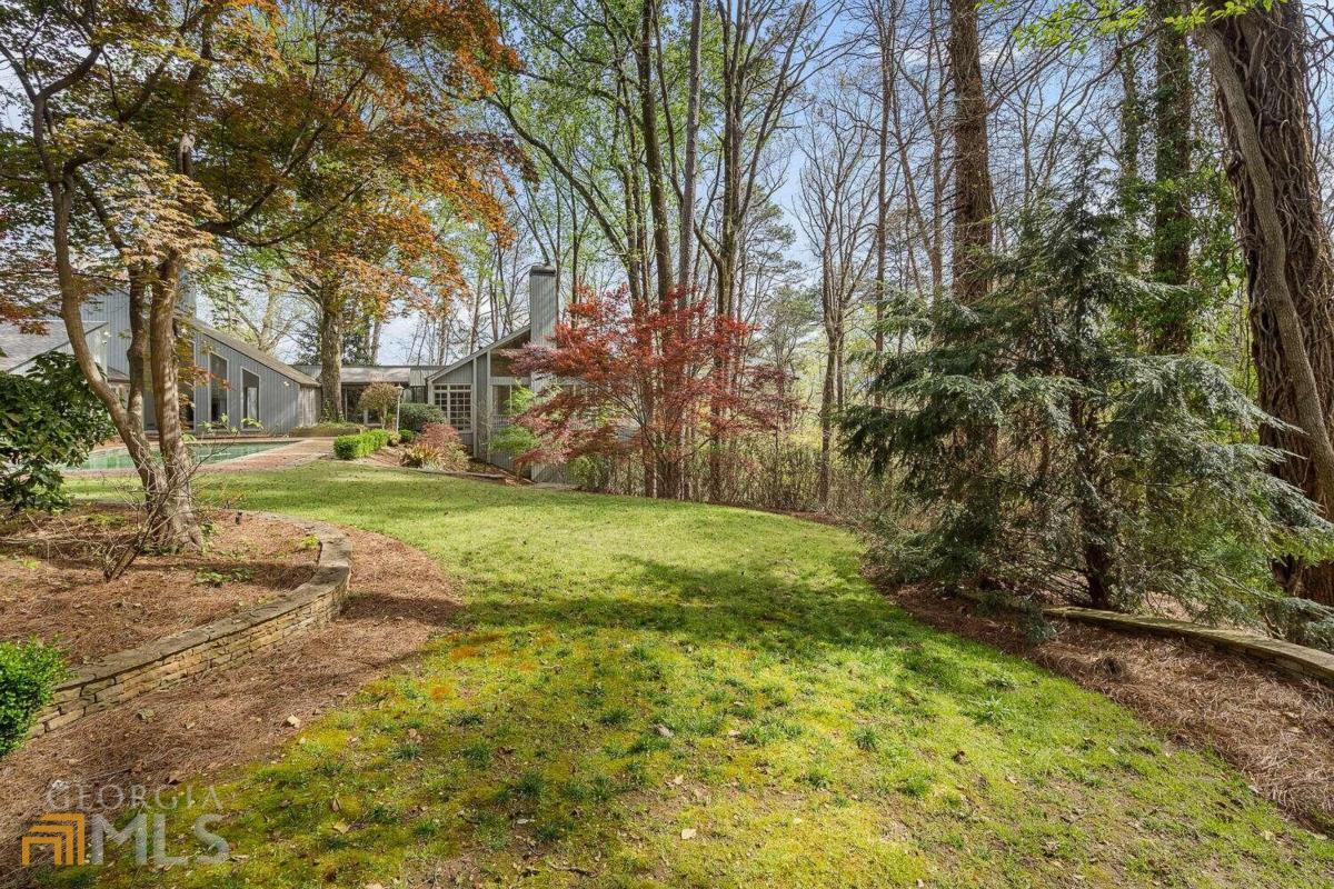 4890 Northside Drive