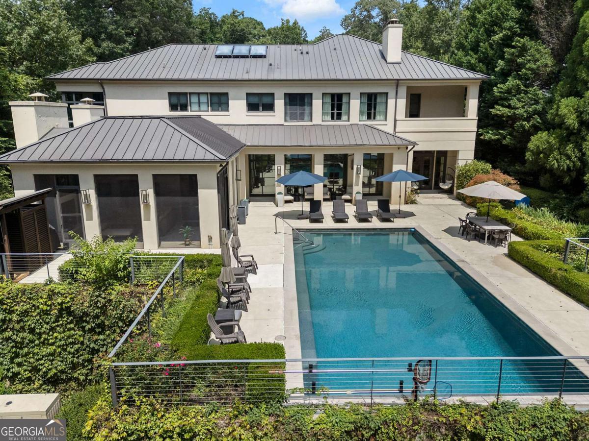 1500 West Wesley Road NW