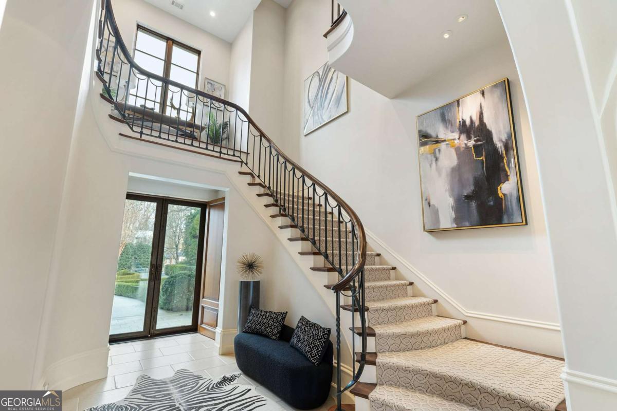 1500 West Wesley Road NW