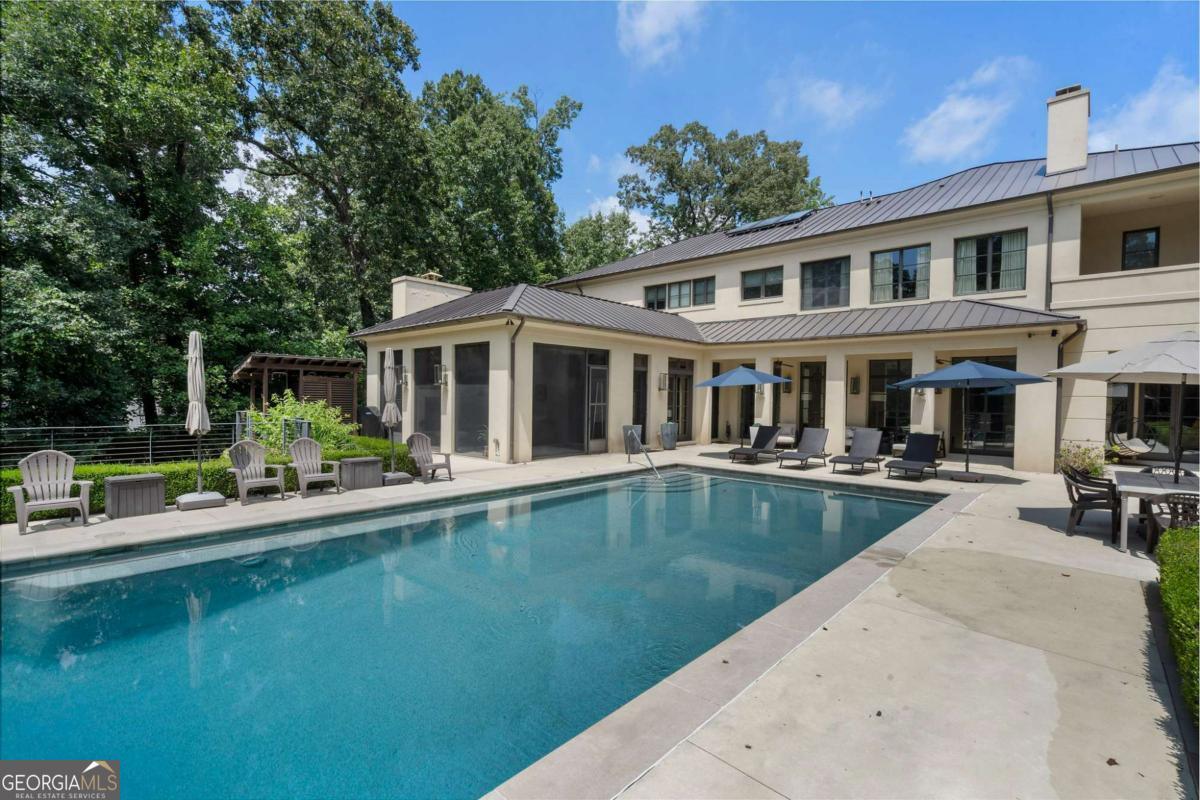 1500 West Wesley Road NW